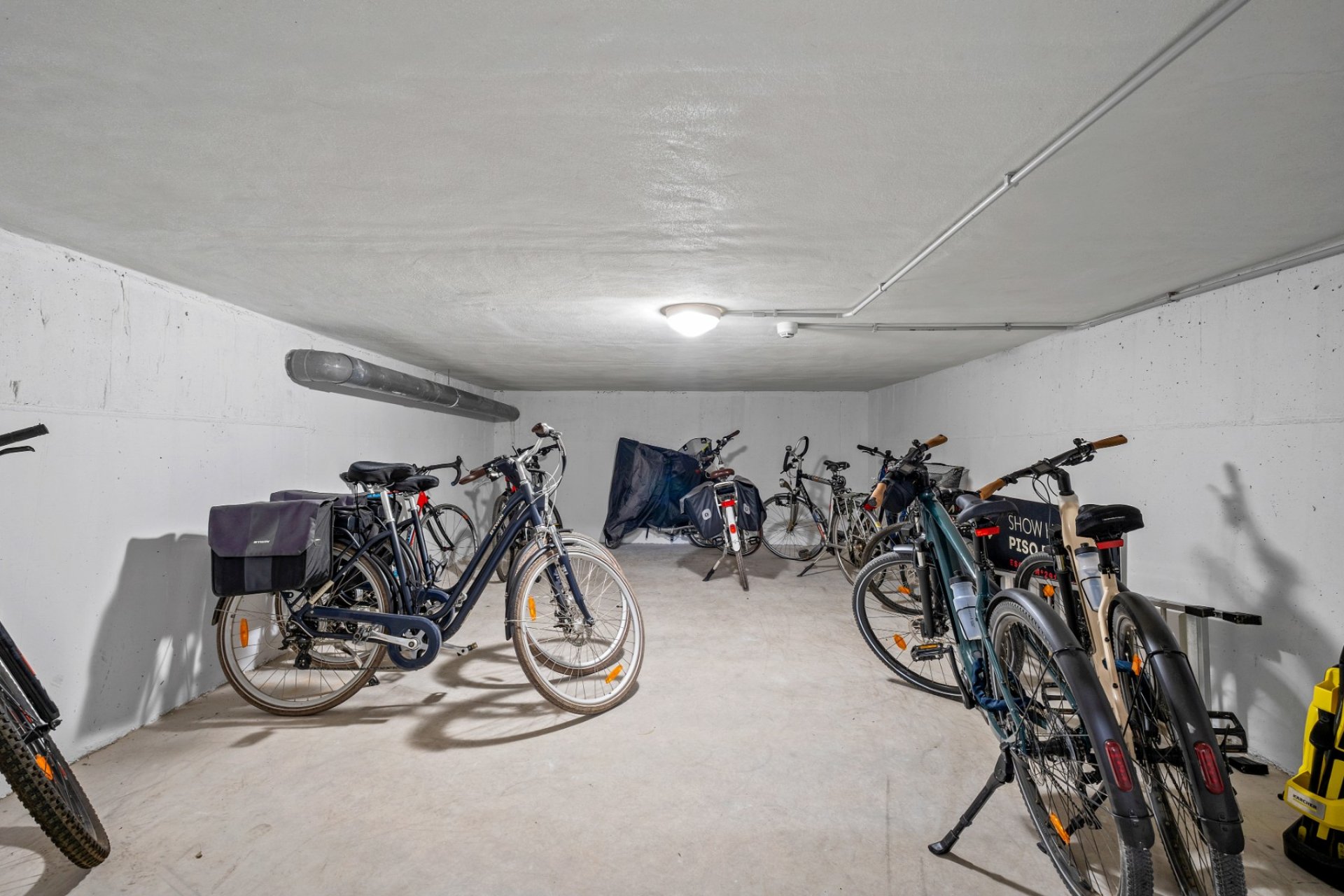 Resale - Apartment -
Villamartin - Costa Blanca