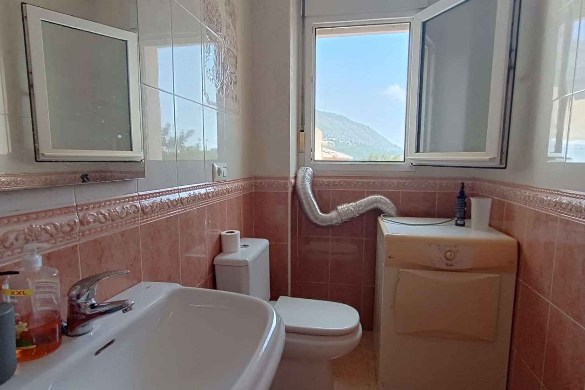 Resale - Bungalow -
Benigembla - Inland