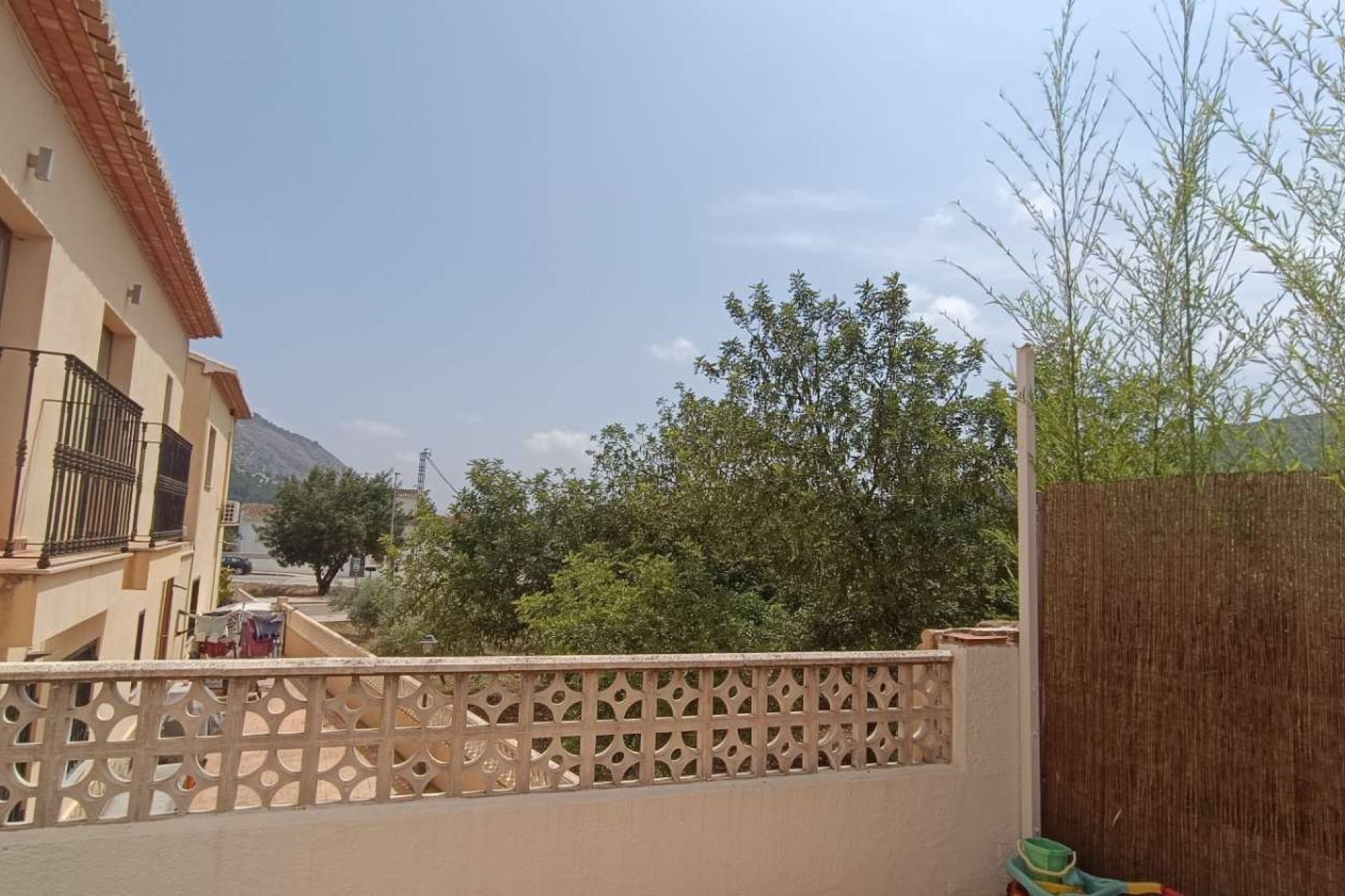 Resale - Bungalow -
Benigembla - Inland