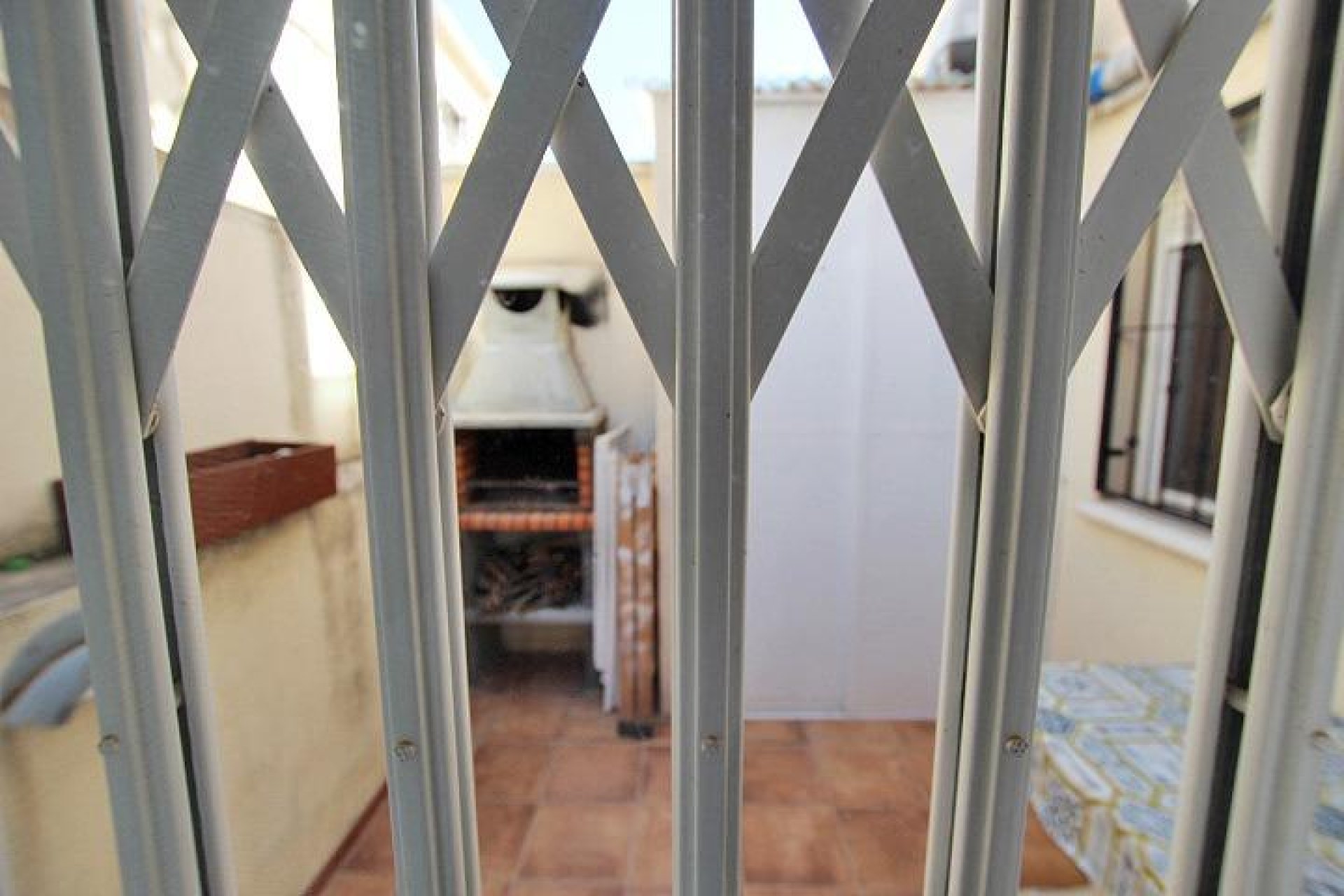 Resale - Bungalow -
Guardamar del Segura - 03140