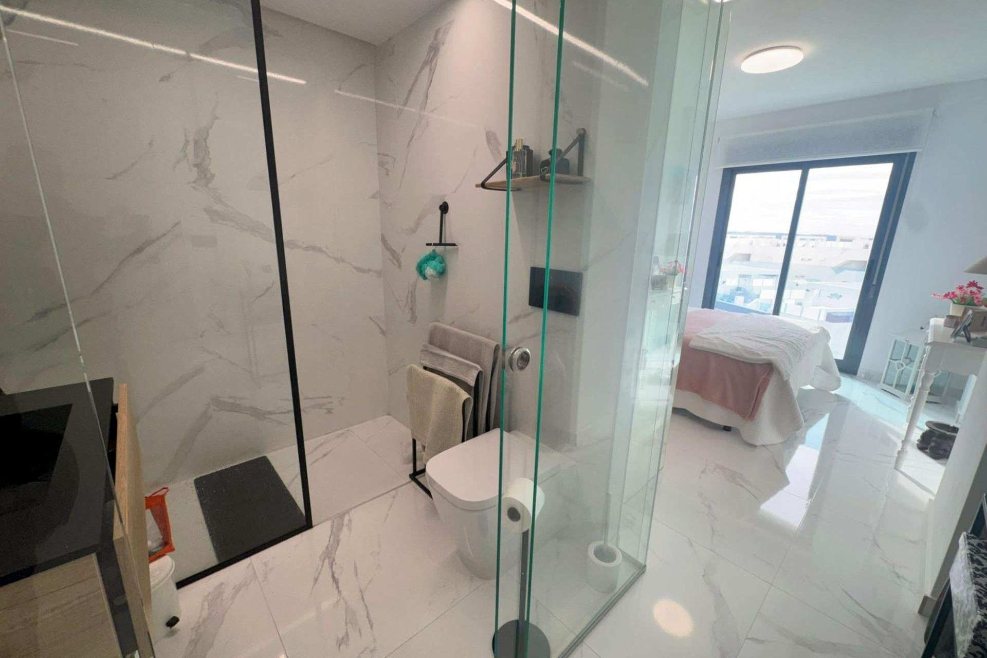 Resale - Bungalow -
Guardamar del Segura - Costa Blanca