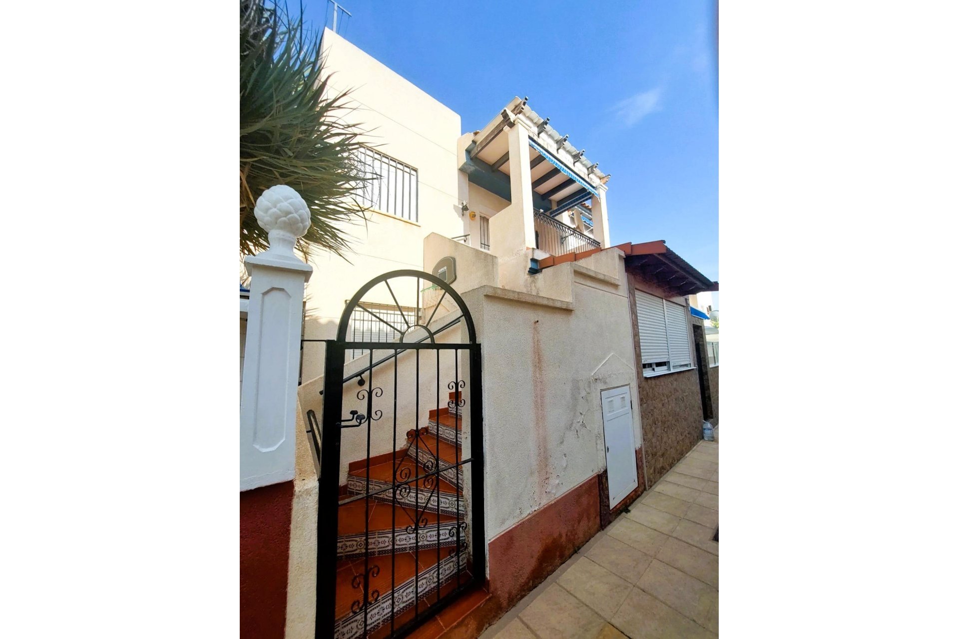 Resale - Bungalow -
Orihuela Costa - Costa Blanca