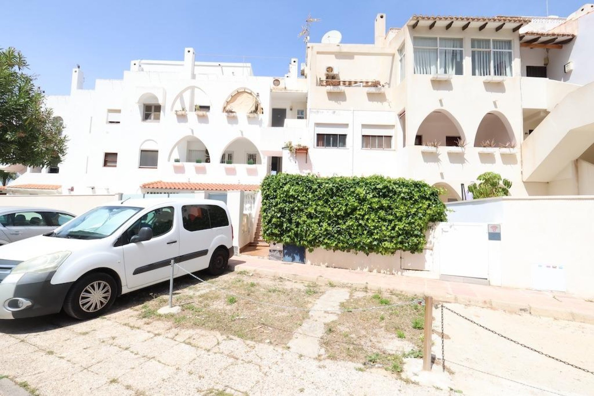 Resale - Bungalow -
Orihuela Costa - Costa Blanca