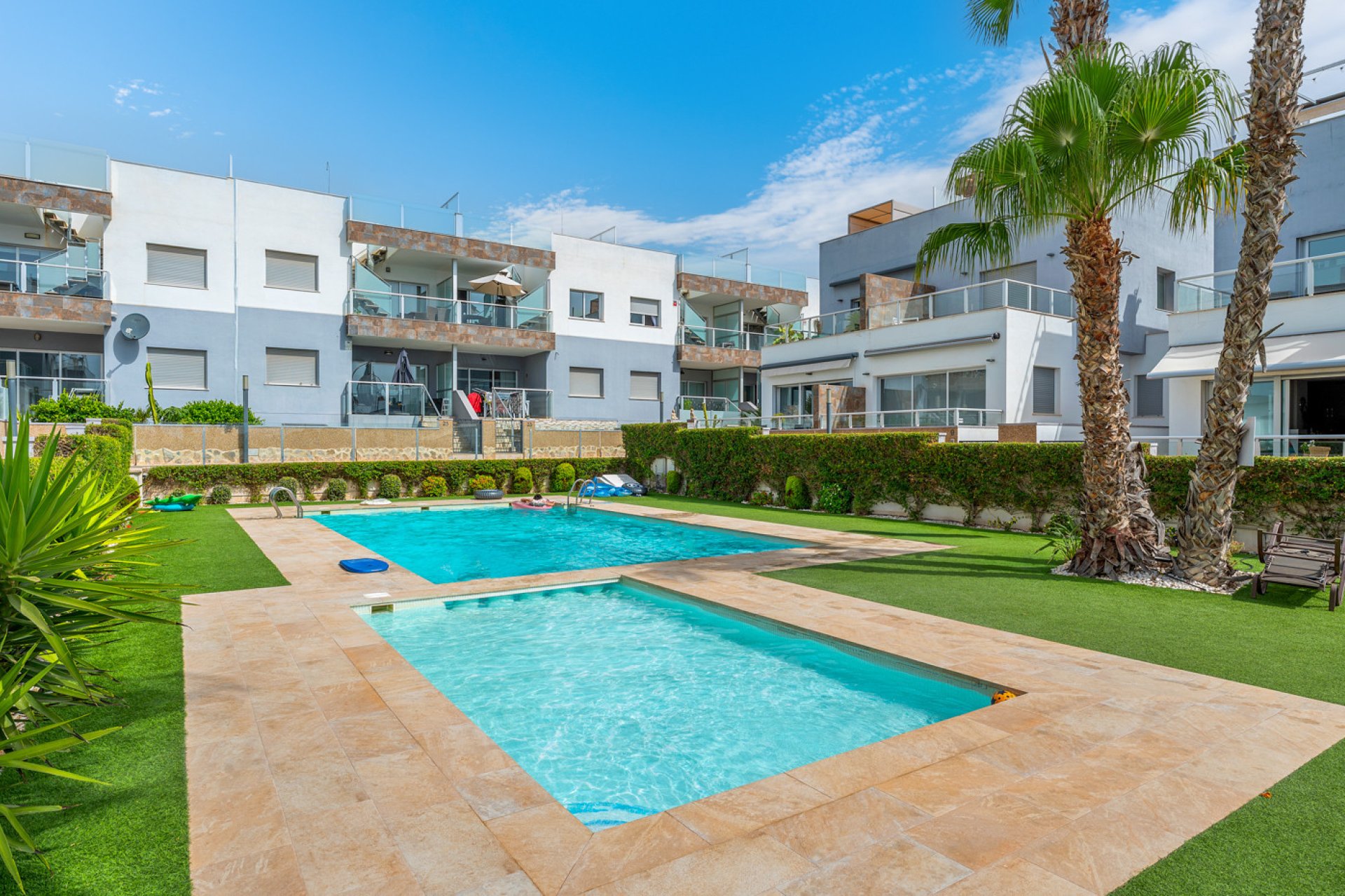 Resale - Bungalow -
Orihuela Costa - Costa Blanca