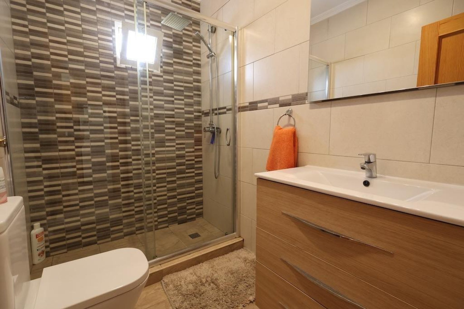 Resale - Bungalow -
Orihuela Costa - Costa Blanca
