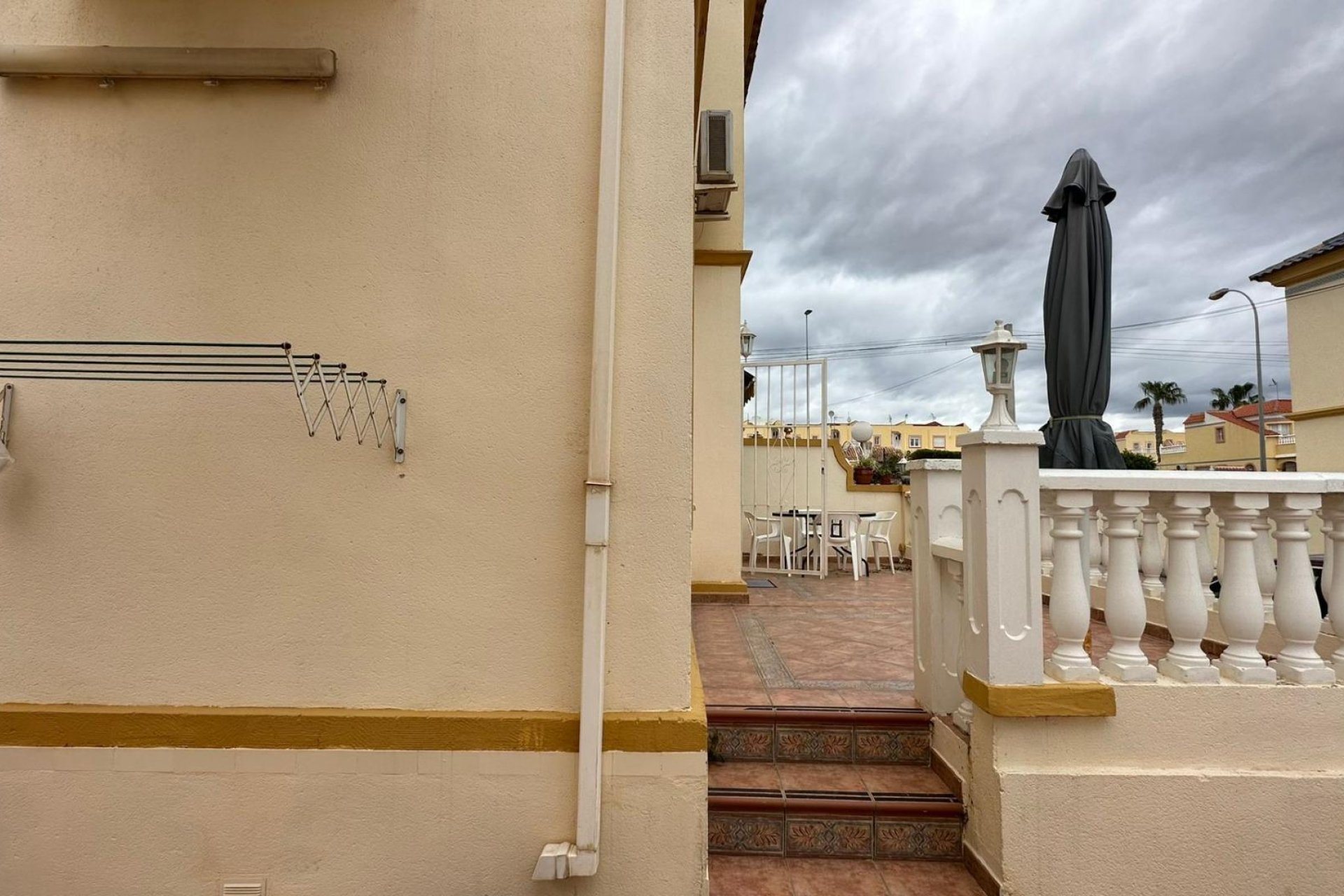 Resale - Bungalow -
Orihuela Costa - Los Almendros-la Florida