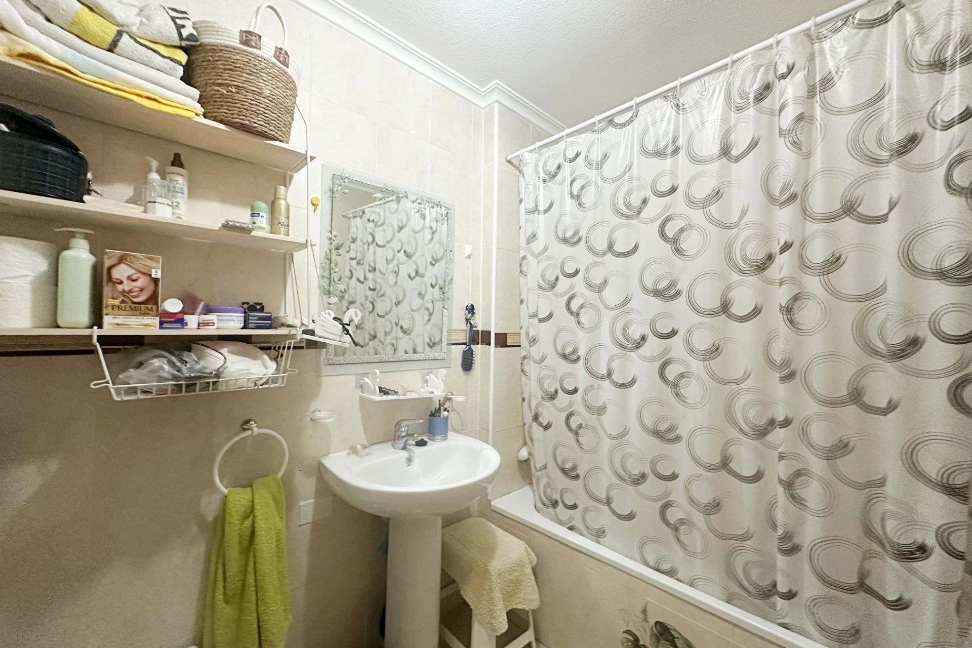 Resale - Bungalow -
Orihuela Costa - Los Altos