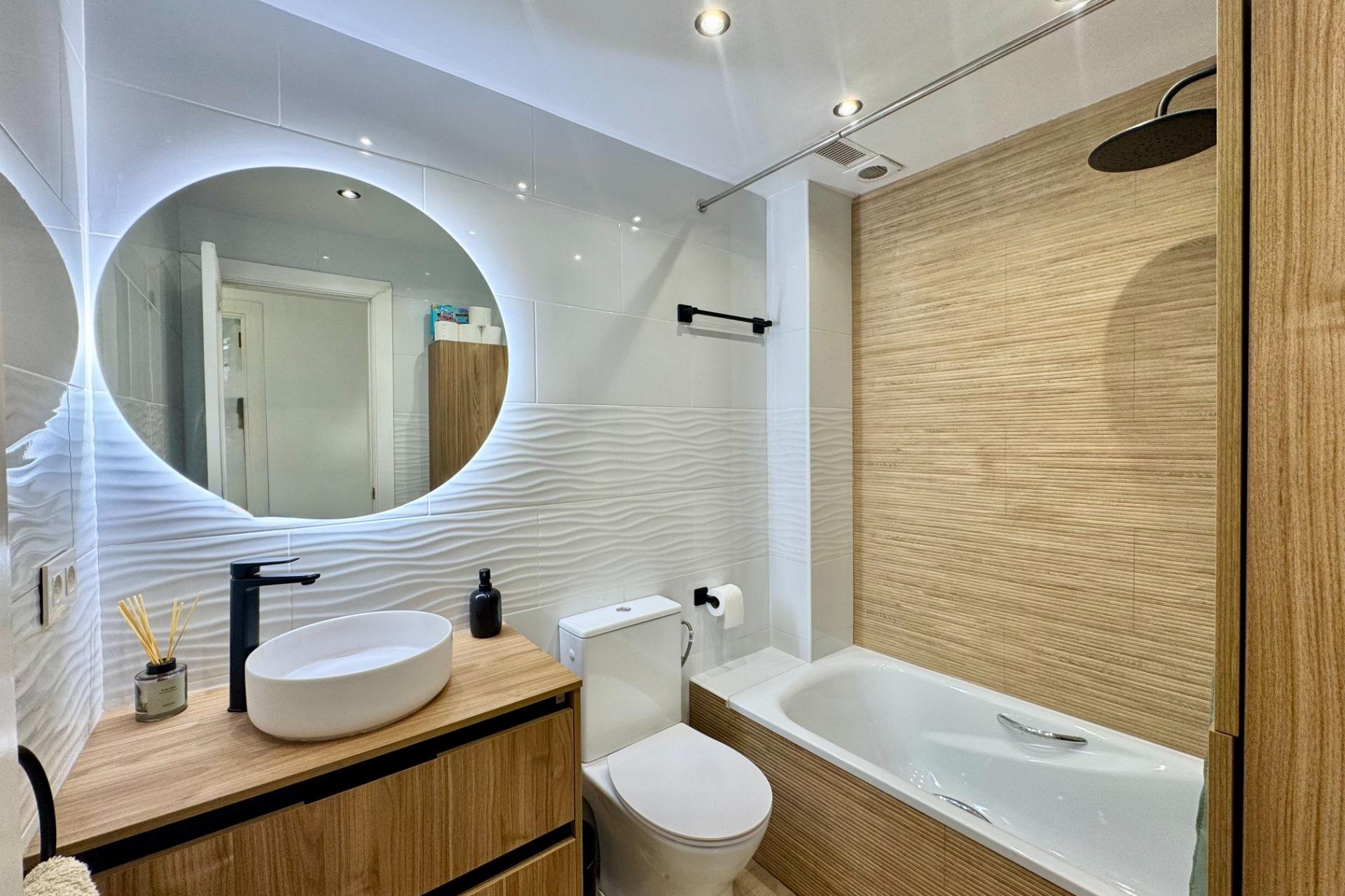 Resale - Bungalow -
Orihuela Costa - Villamartín-las Filipinas