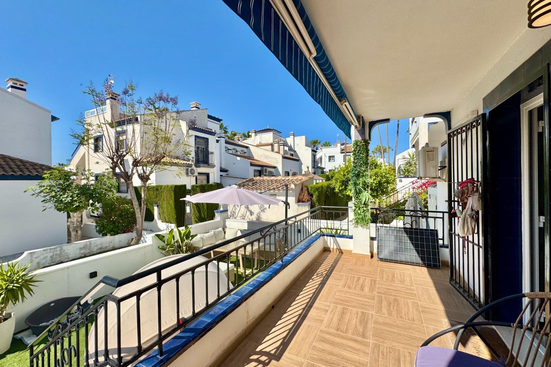 Resale - Bungalow -
Orihuela Costa - Villamartín-las Filipinas