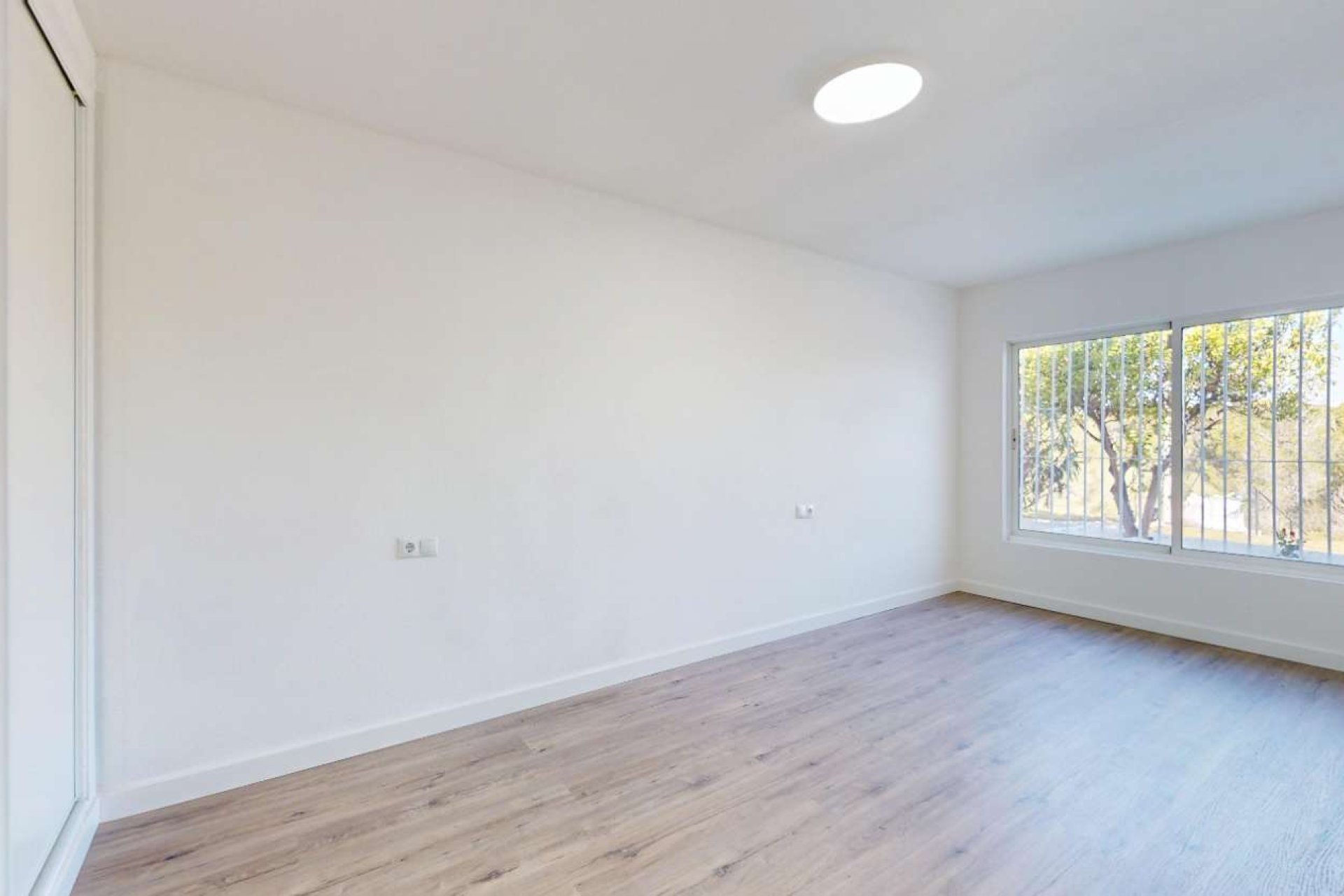 Resale - Bungalow -
Orihuela - Inland
