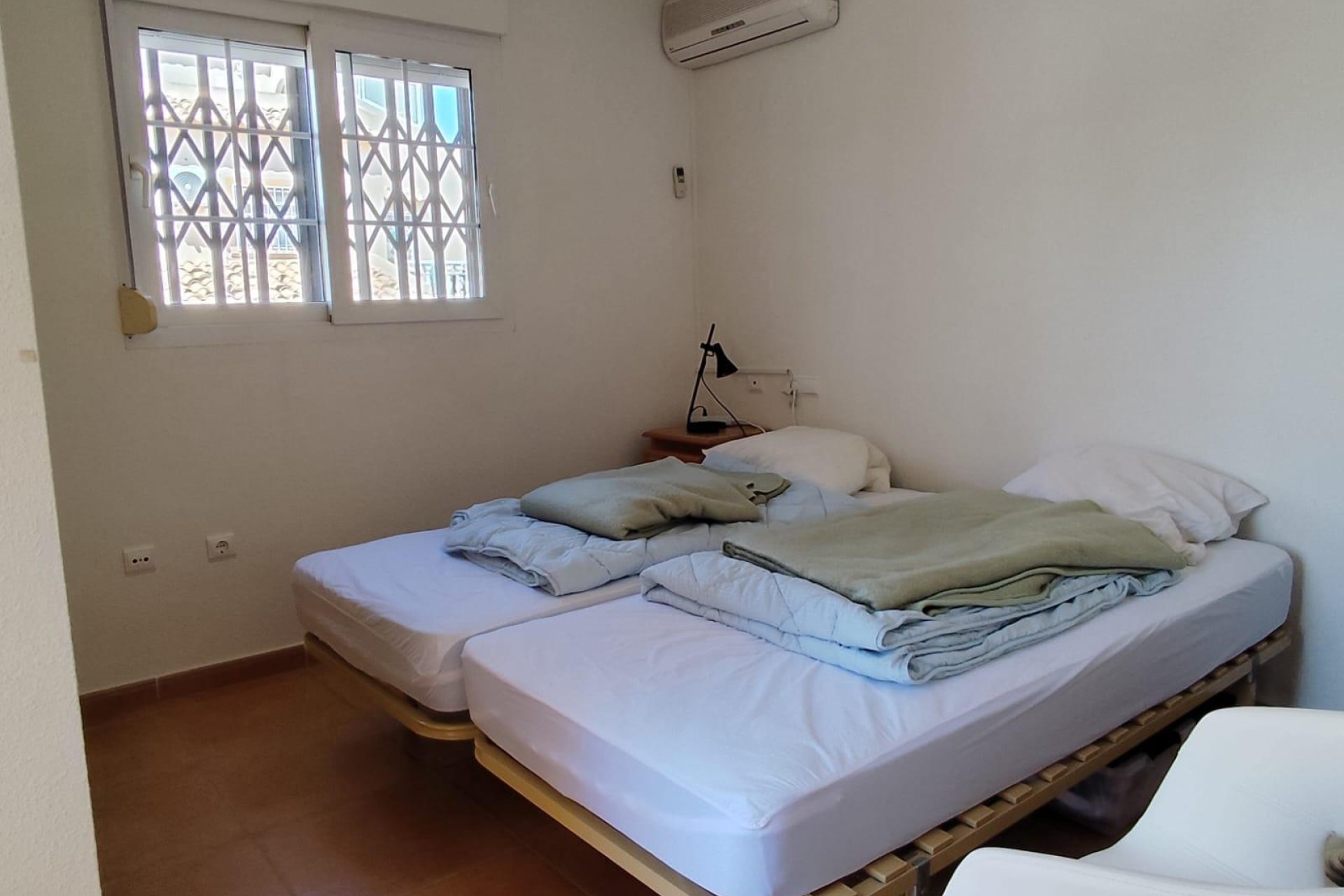 Resale - Bungalow -
Orihuela - Urbanización Perla Del Mar