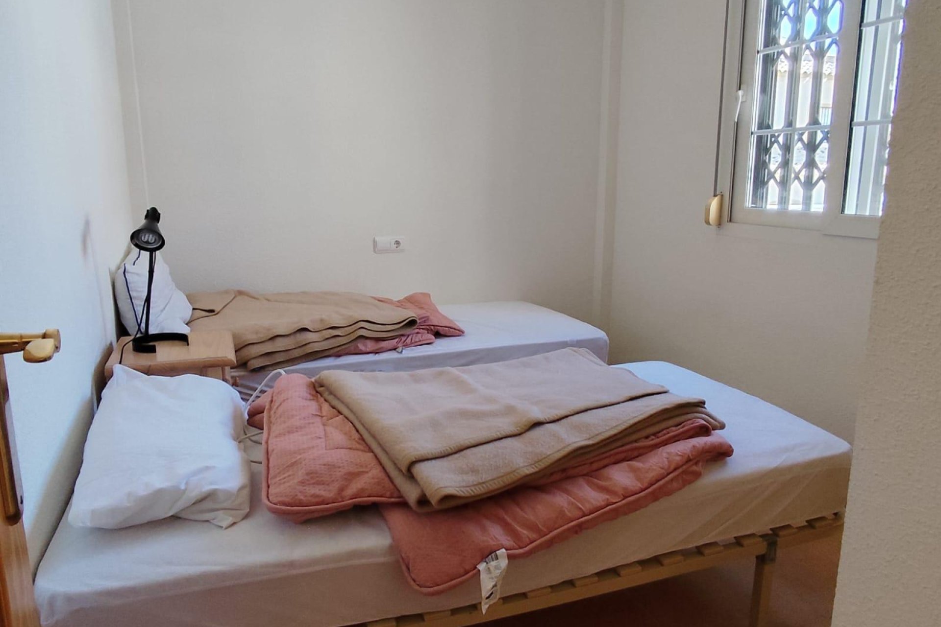 Resale - Bungalow -
Orihuela - Urbanización Perla Del Mar