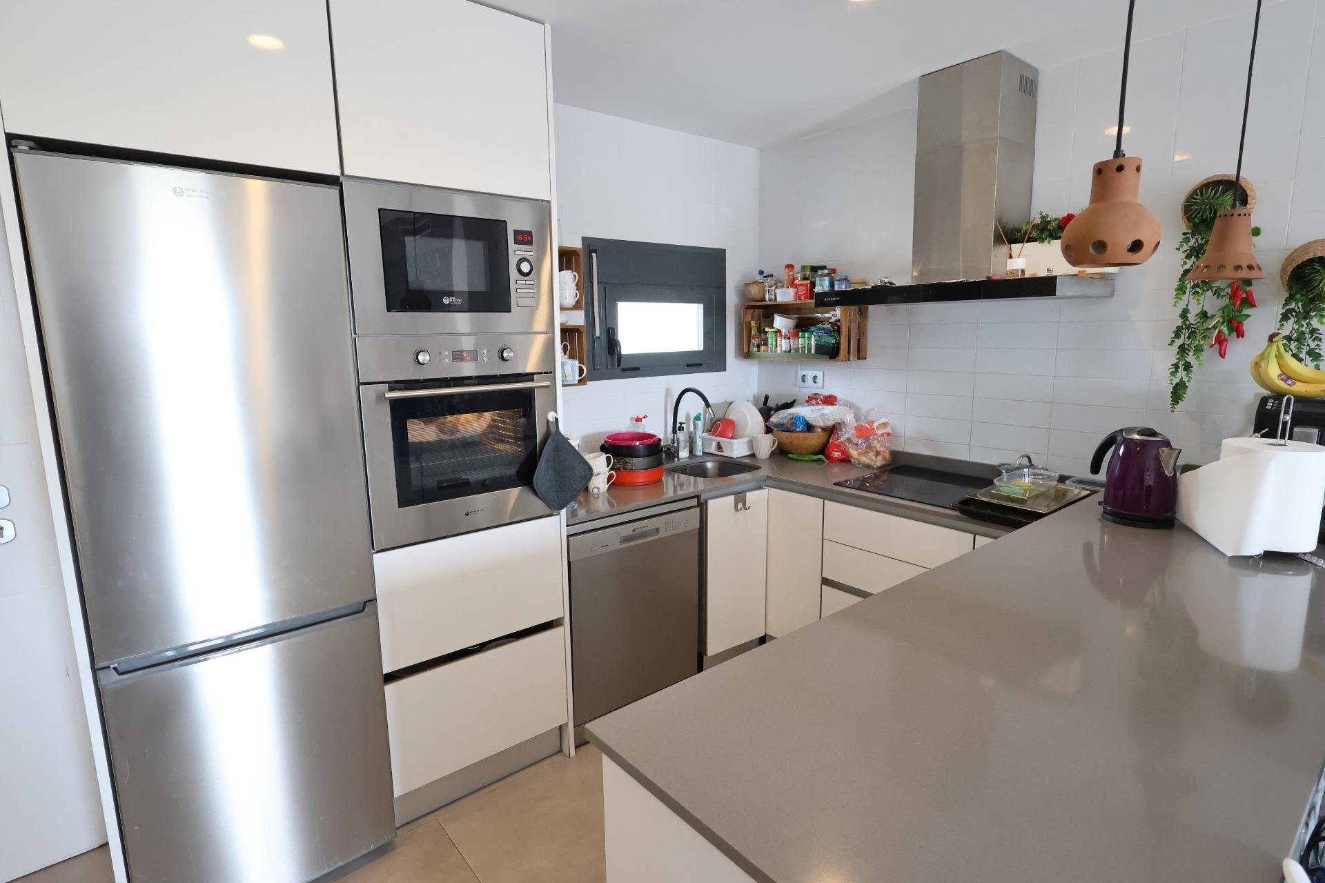 Resale - Bungalow -
Pilar de la Horadada - Costa Blanca