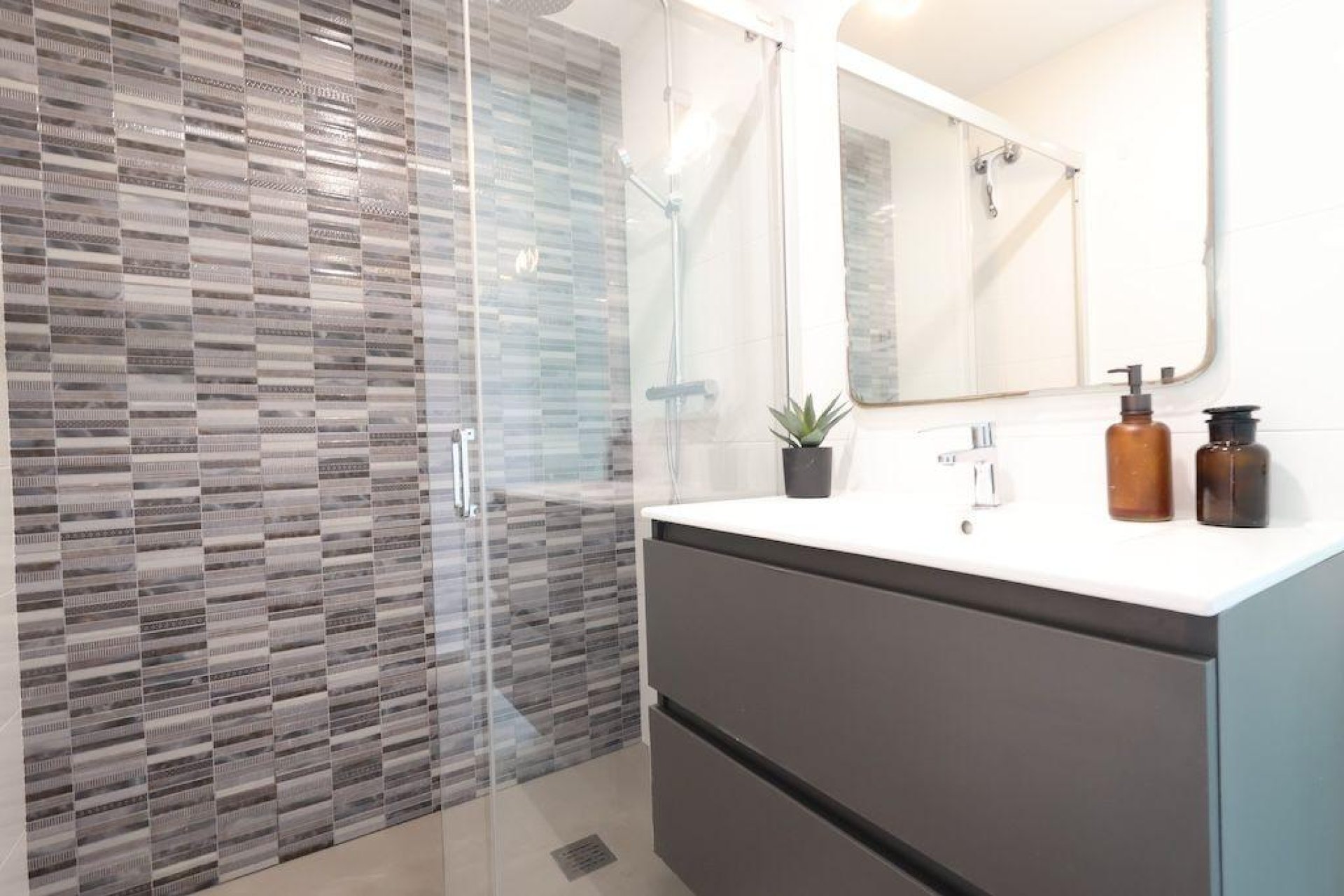 Resale - Bungalow -
Pilar de la Horadada - Costa Blanca