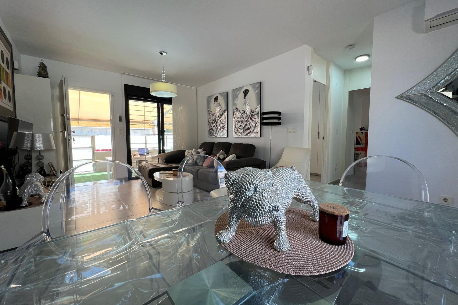 Resale - Bungalow -
Pilar de la Horadada - Pueblo Latino