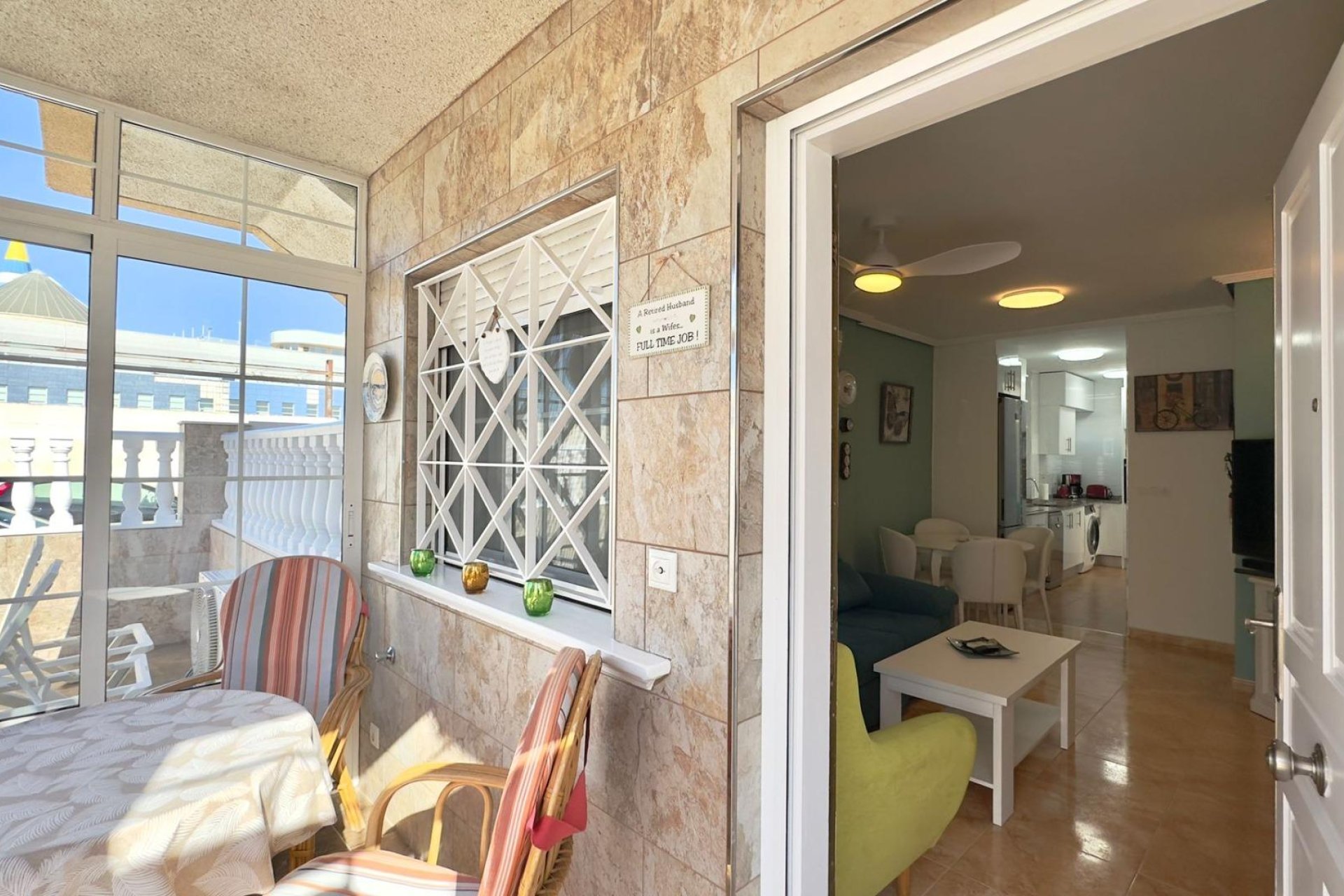 Resale - Bungalow -
Torrevieja - Centro