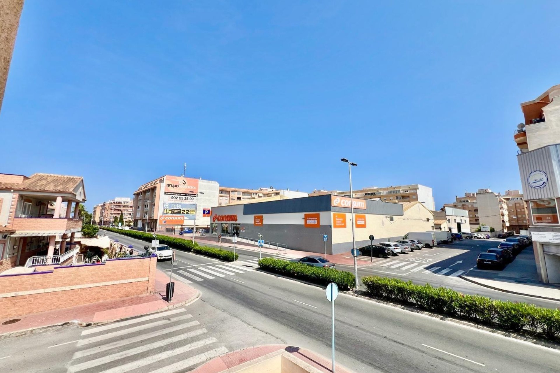 Resale - Bungalow -
Torrevieja - Centro