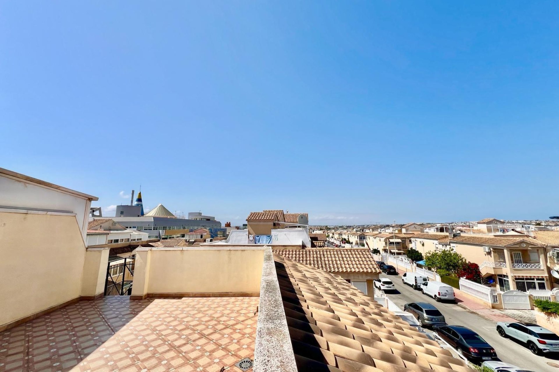 Resale - Bungalow -
Torrevieja - Centro