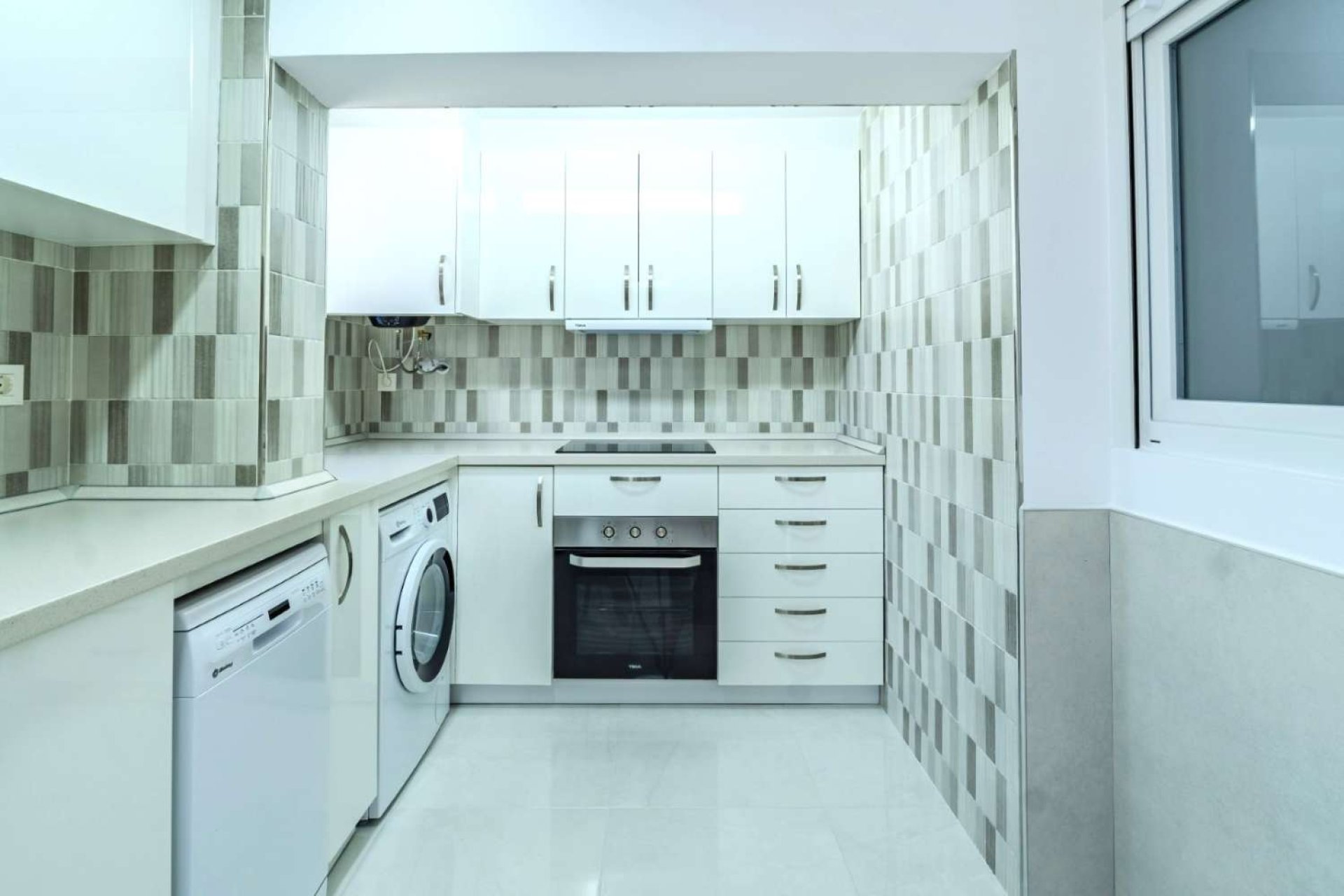 Resale - Bungalow -
Torrevieja - Costa Blanca