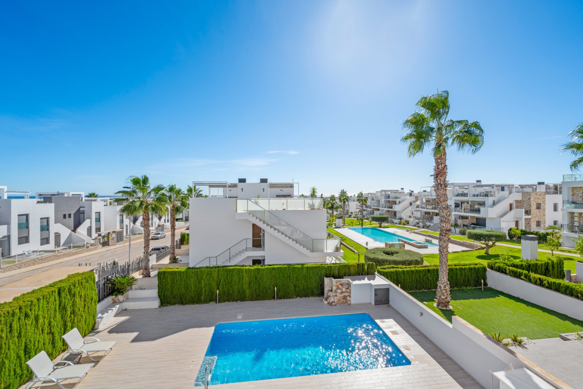 Resale - Bungalow -
Torrevieja - Costa Blanca