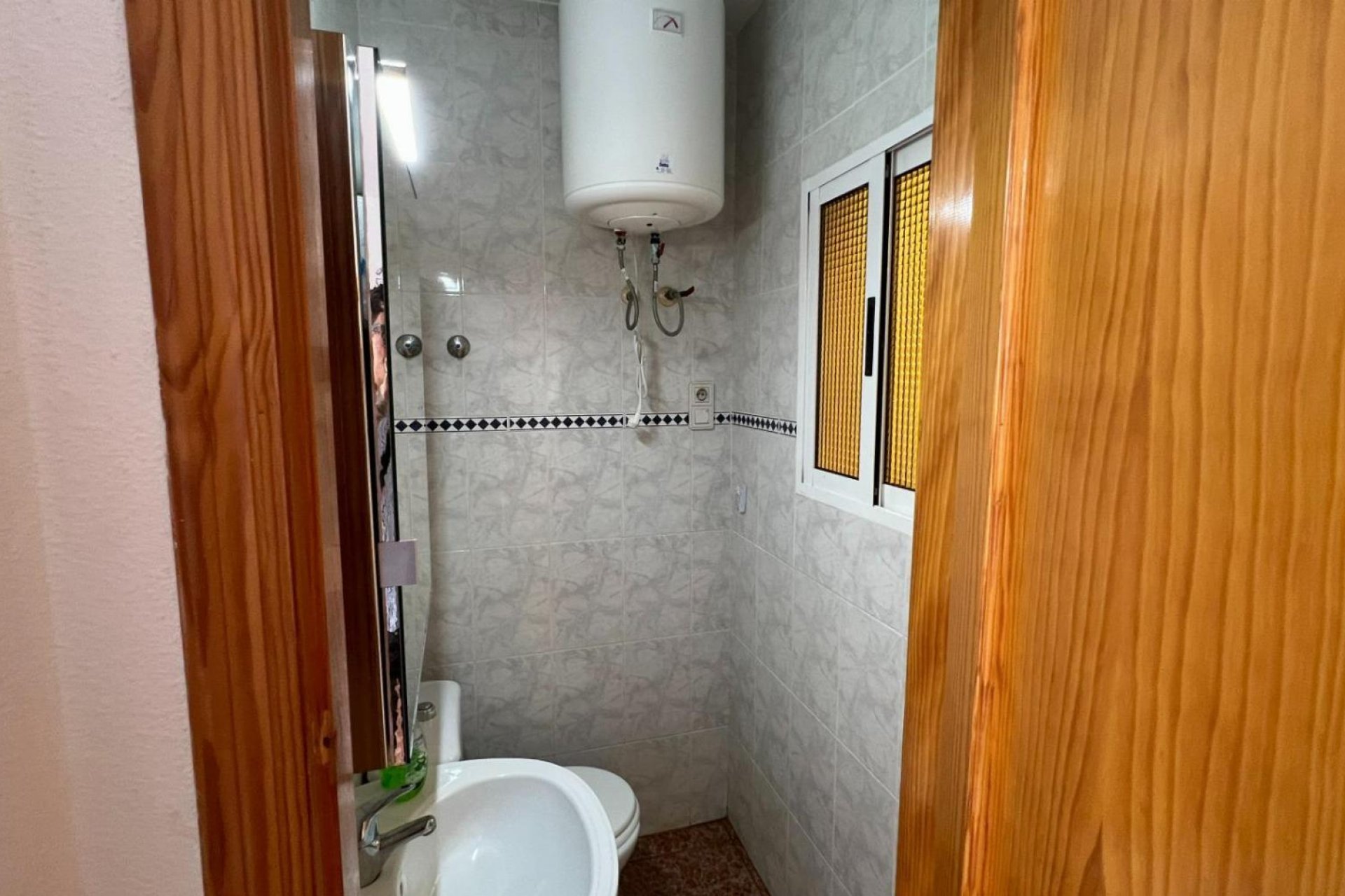 Resale - Bungalow -
Torrevieja - Costa Blanca
