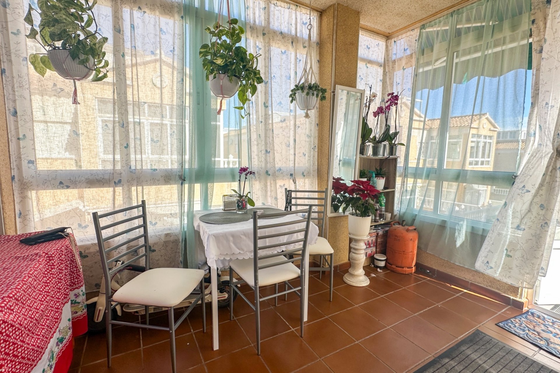 Resale - Bungalow -
Torrevieja - Costa Blanca