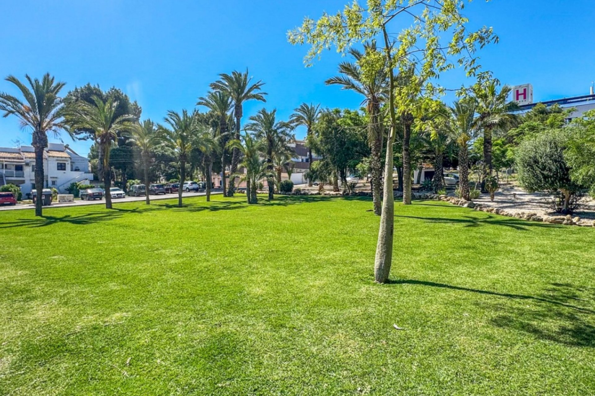 Resale - Bungalow -
Torrevieja - Costa Blanca