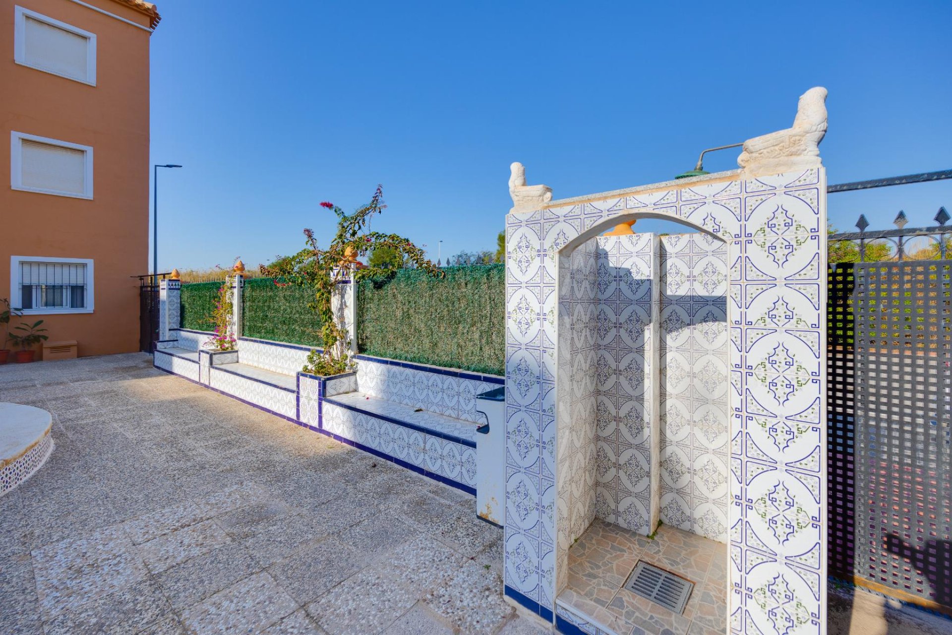Resale - Bungalow -
Torrevieja - Costa Blanca