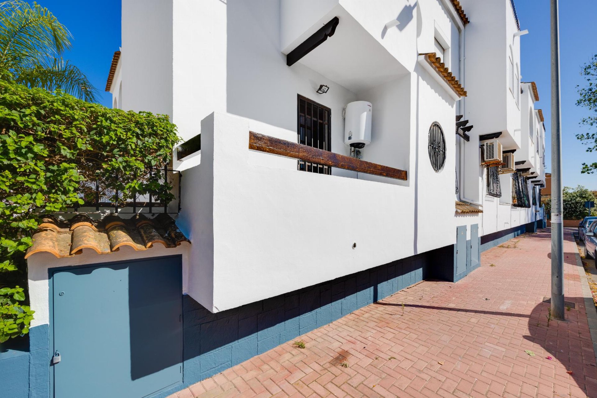 Resale - Bungalow -
Torrevieja - Costa Blanca