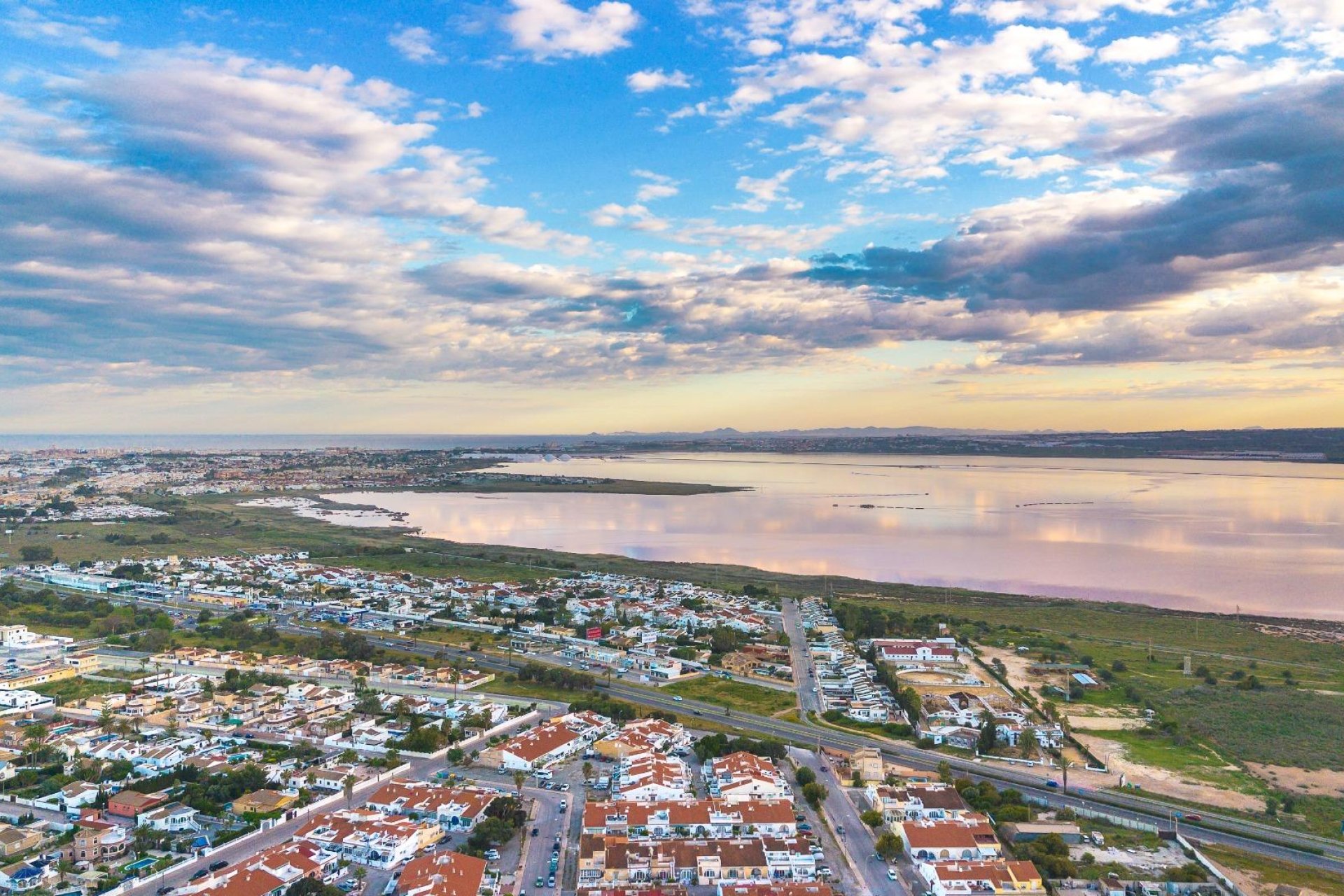 Resale - Bungalow -
Torrevieja - El Chaparral