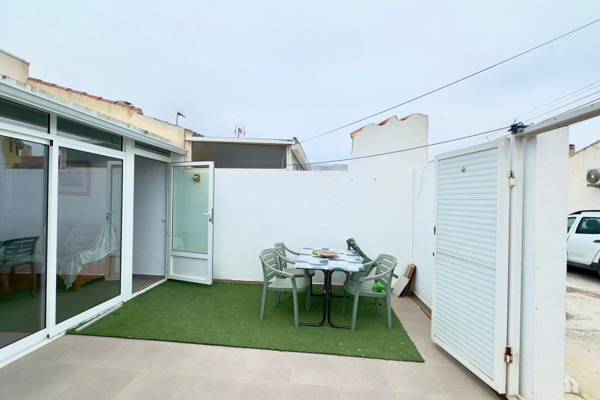 Resale - Bungalow -
Torrevieja - El Limonar