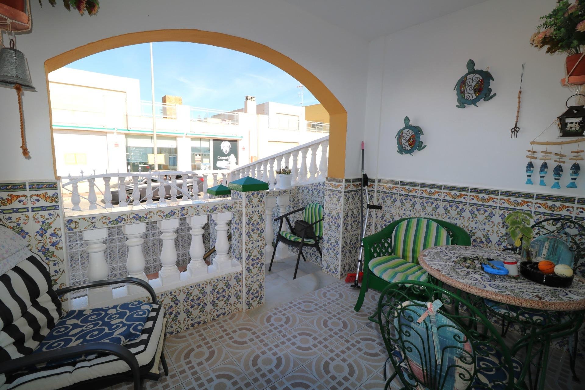 Resale - Bungalow -
Torrevieja - El Limonar