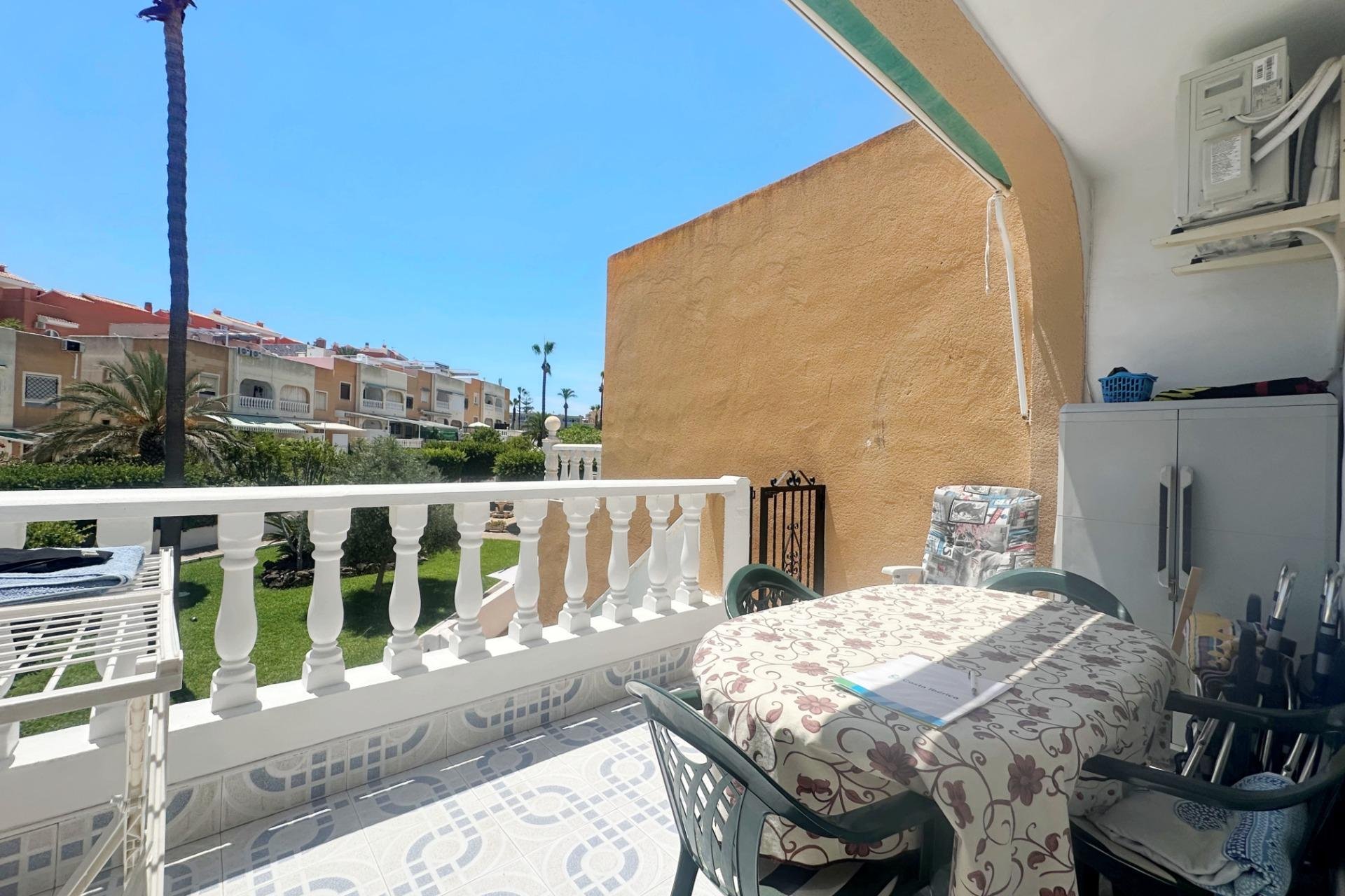 Resale - Bungalow -
Torrevieja - La Mata