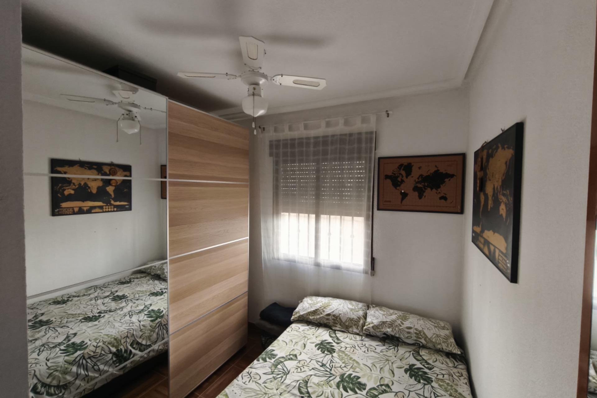 Resale - Bungalow -
Torrevieja - Parque Acuático - Sector 25