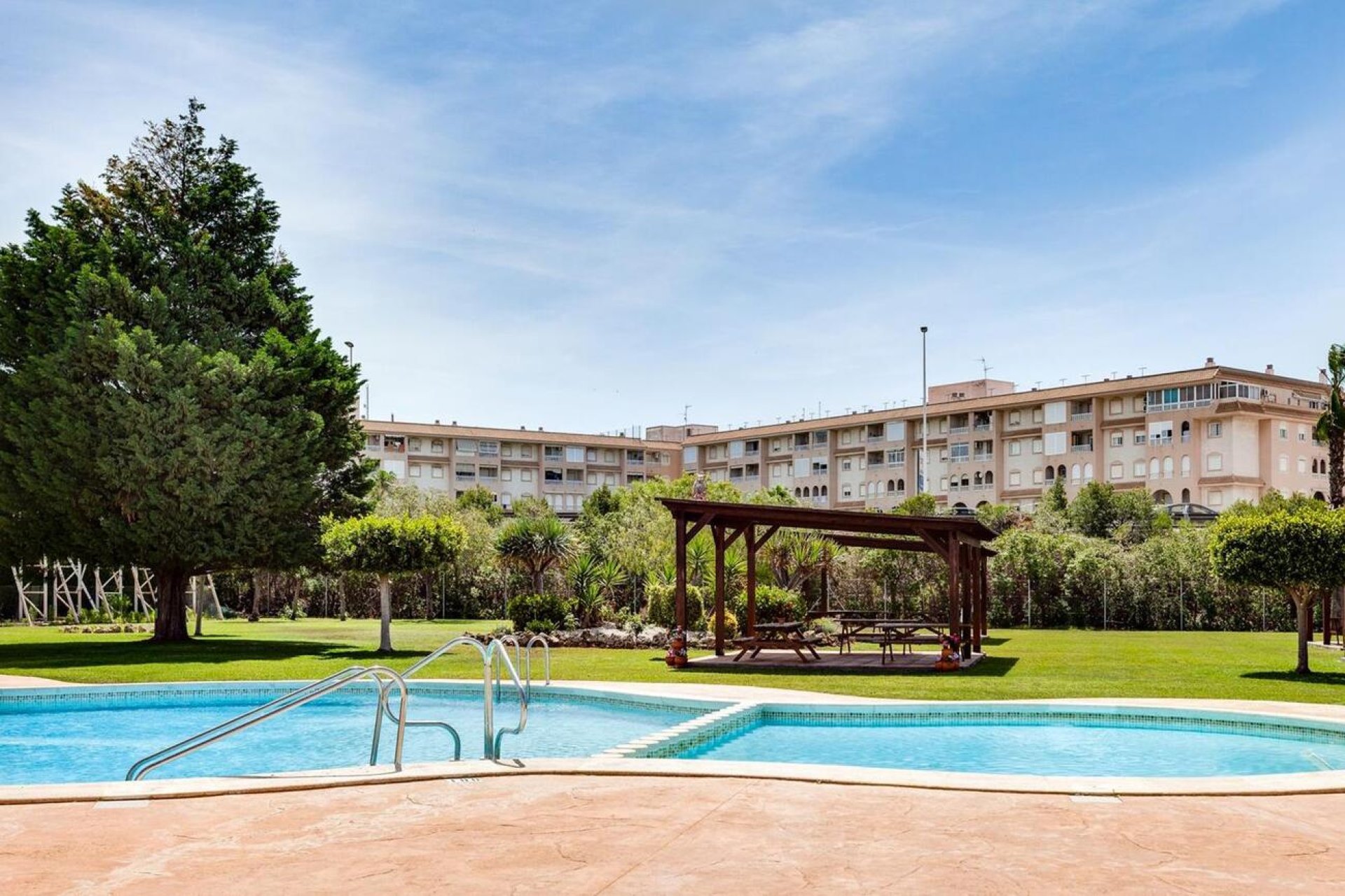Resale - Bungalow -
Torrevieja - PARQUE DE LAS NACIONES