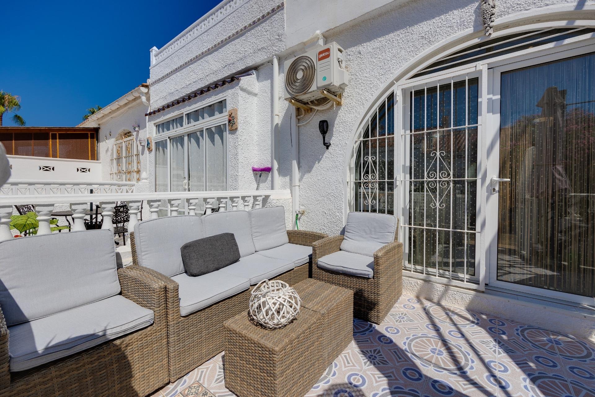Resale - Bungalow -
Torrevieja - San Luis