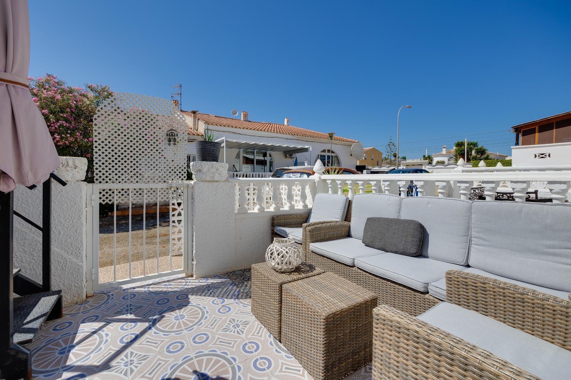 Resale - Bungalow -
Torrevieja - San Luis
