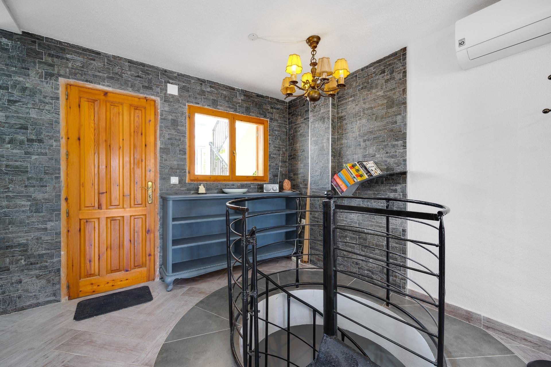 Resale - Bungalow -
Torrevieja - Torre La Mata