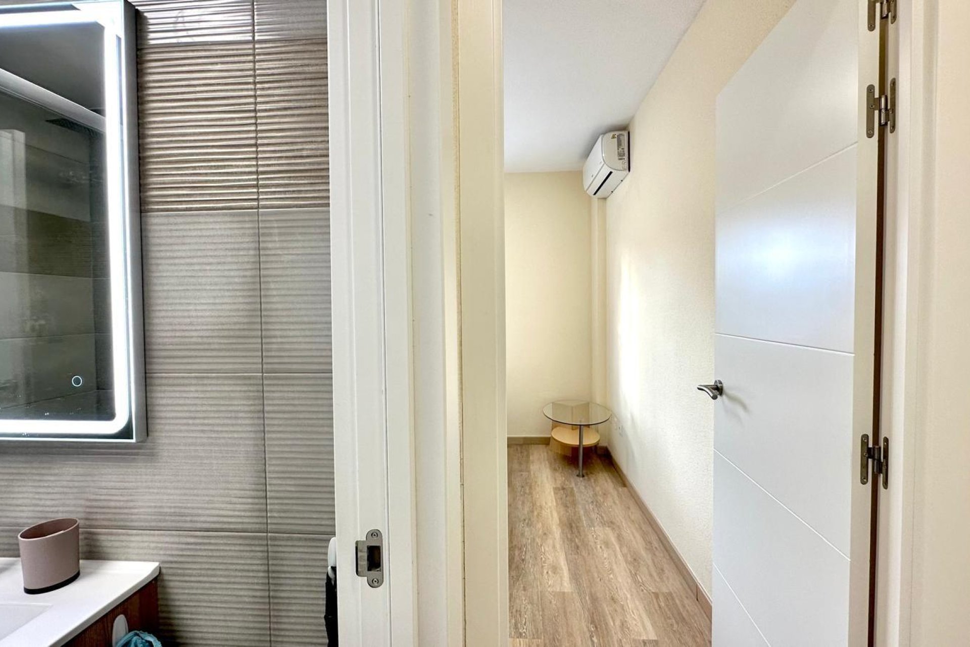 Resale - Bungalow -
Torrevieja - Torreblanca