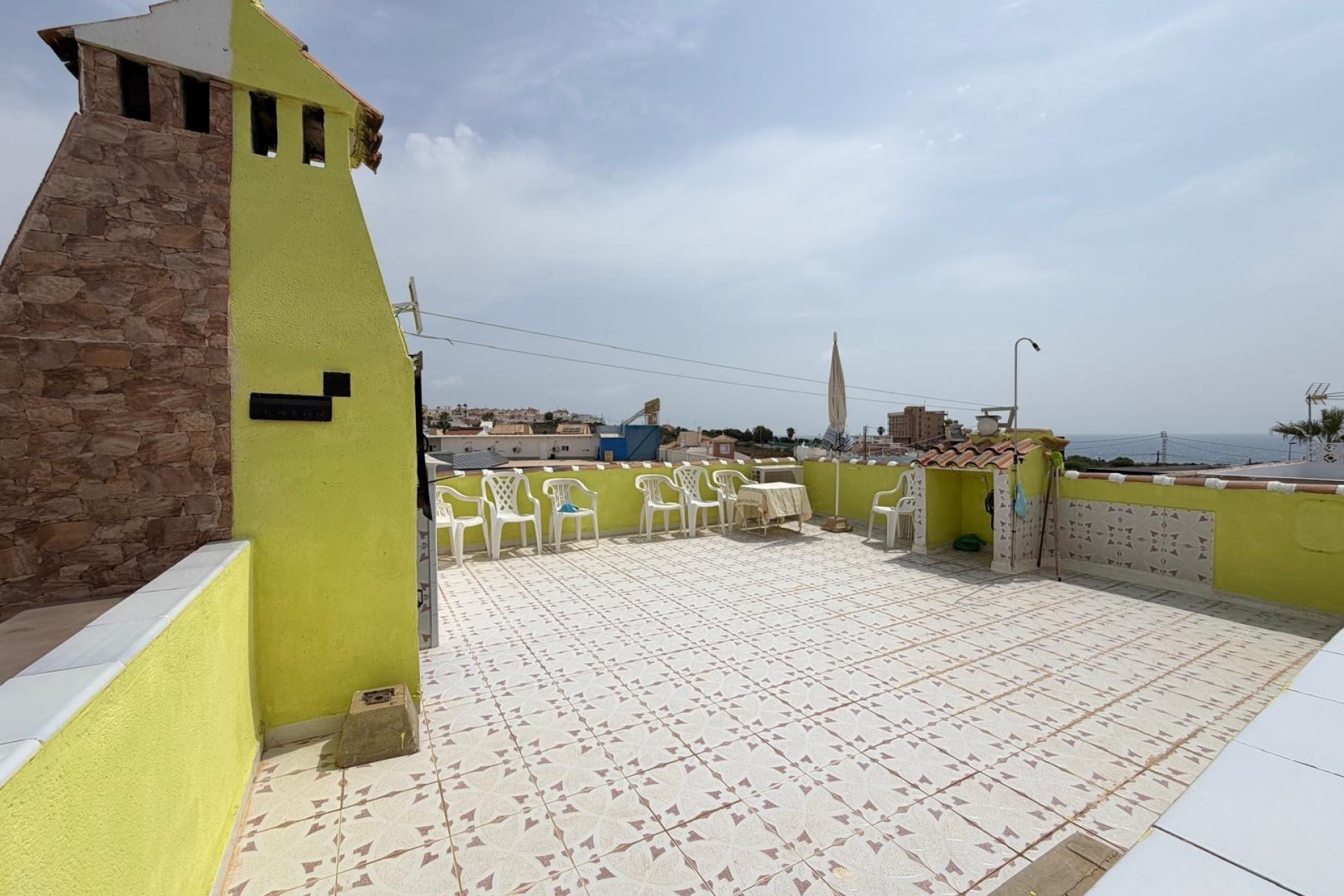 Resale - Bungalow -
Torrevieja - Torreblanca