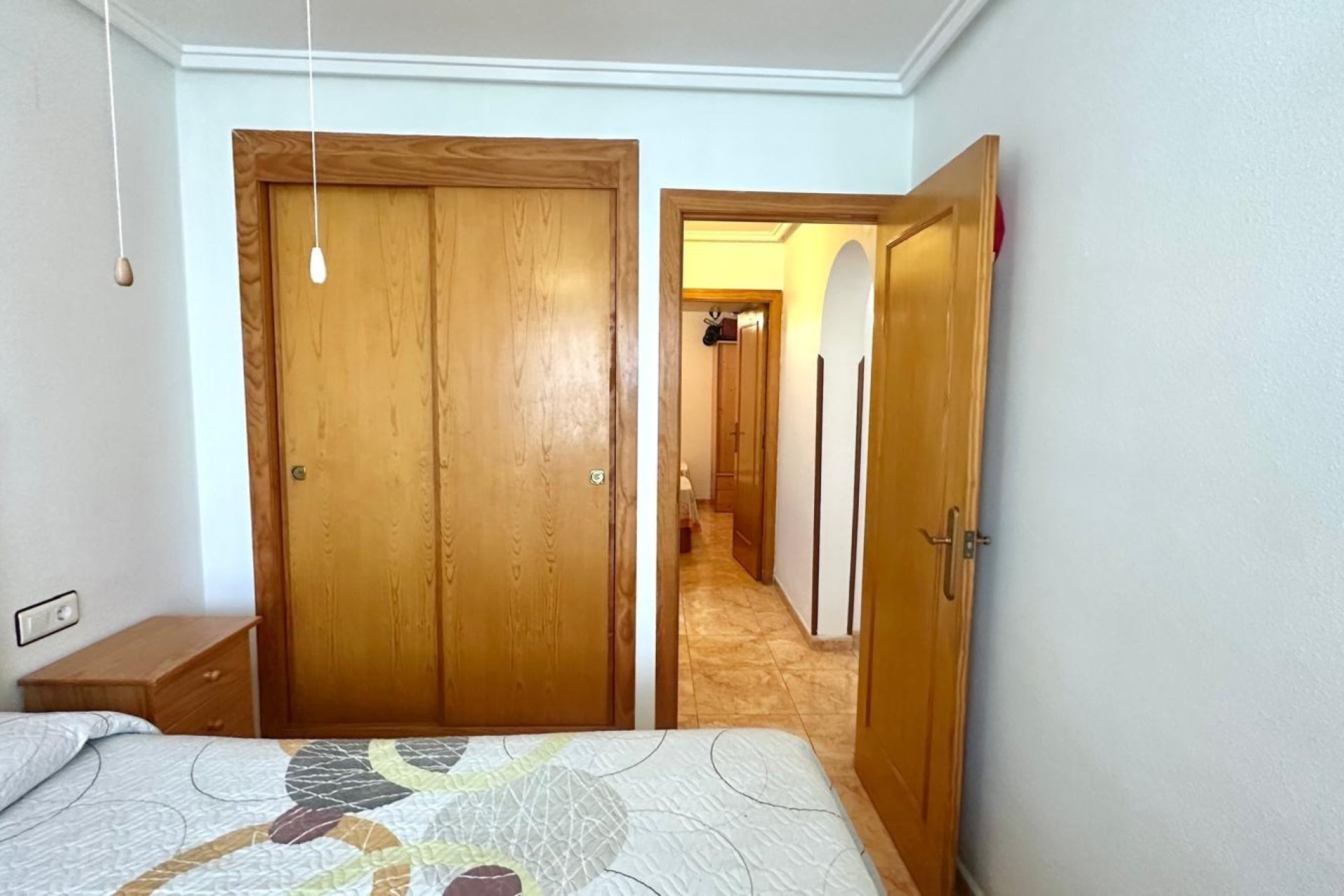 Resale - Bungalow -
Torrevieja - Torretas