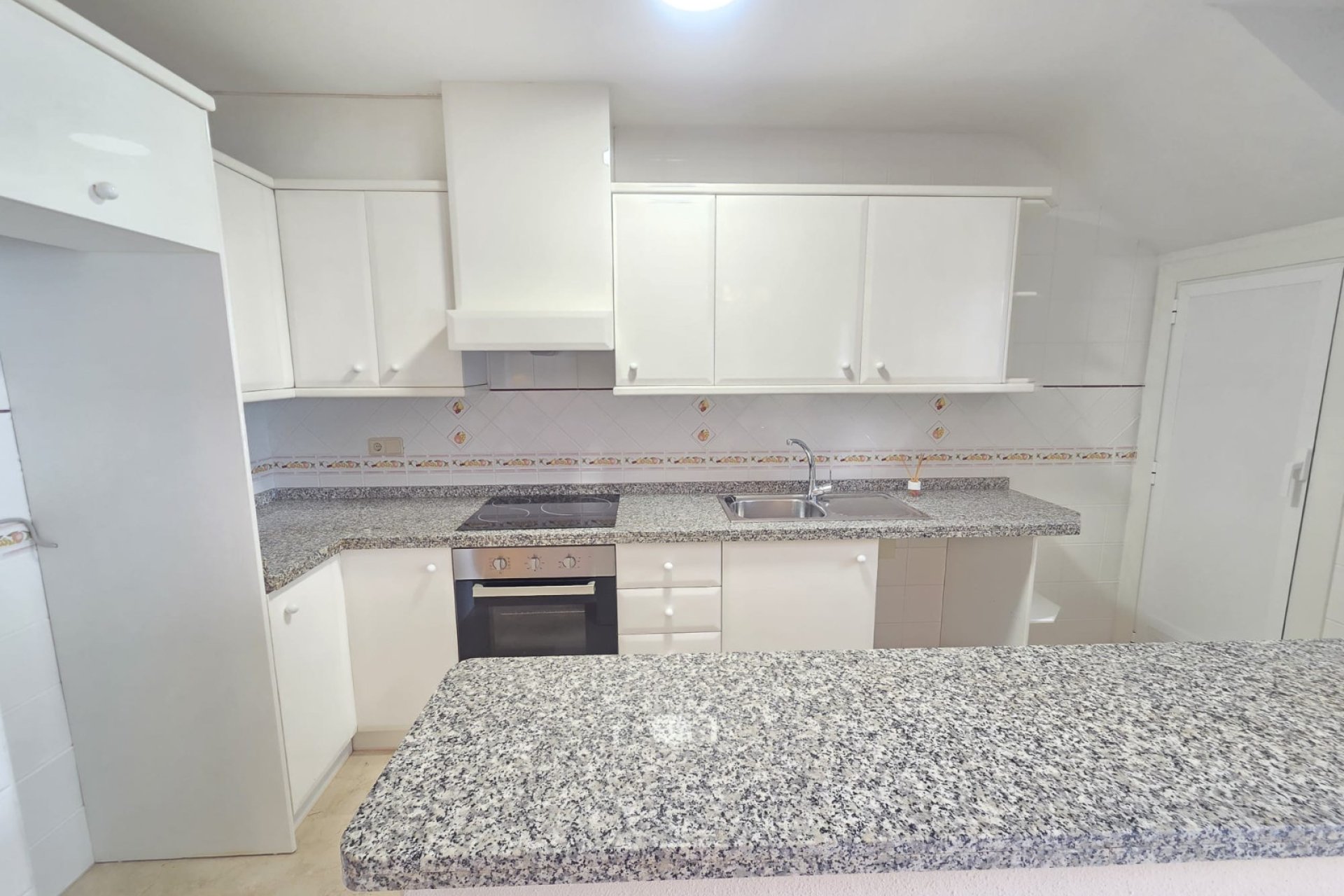 Resale - Bungalow -
Villamartin - Costa Blanca