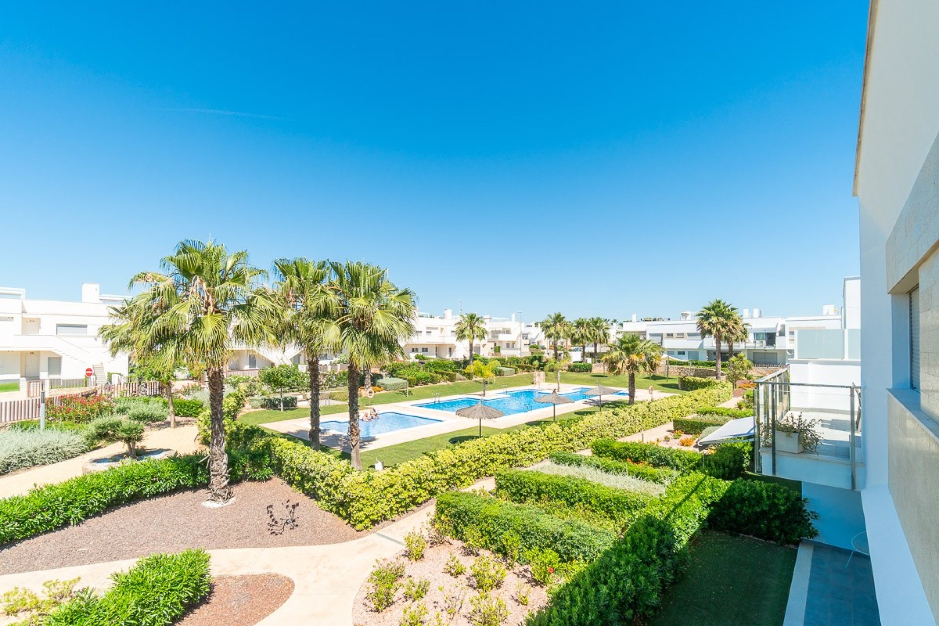 Resale - Bungalow -
Vistabella Golf Entre Naranjos - Inland