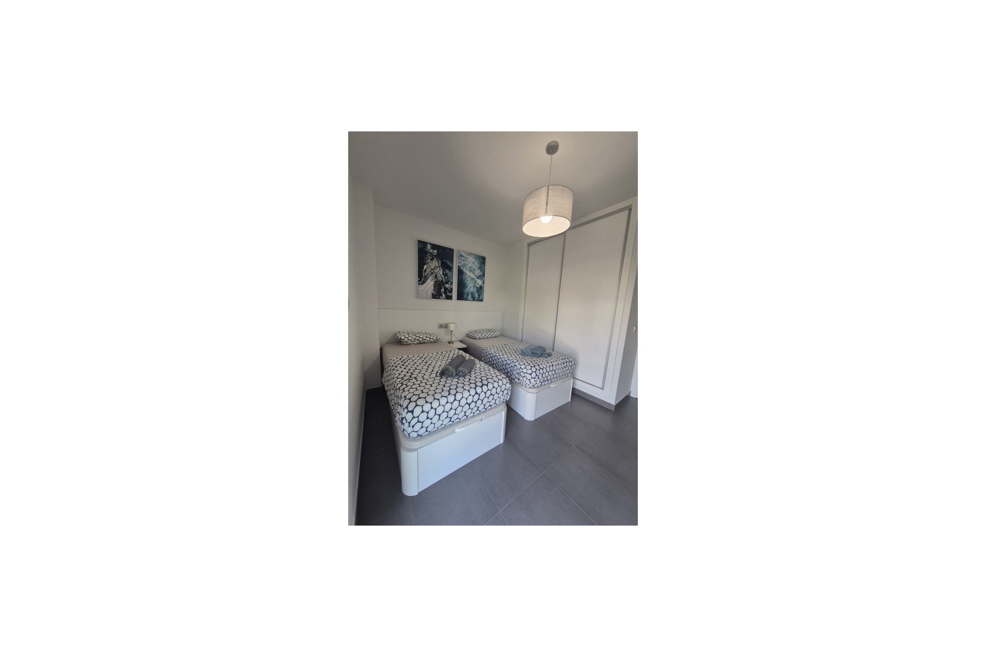 Resale - Bungalow -
Vistabella Golf Entre Naranjos - Inland