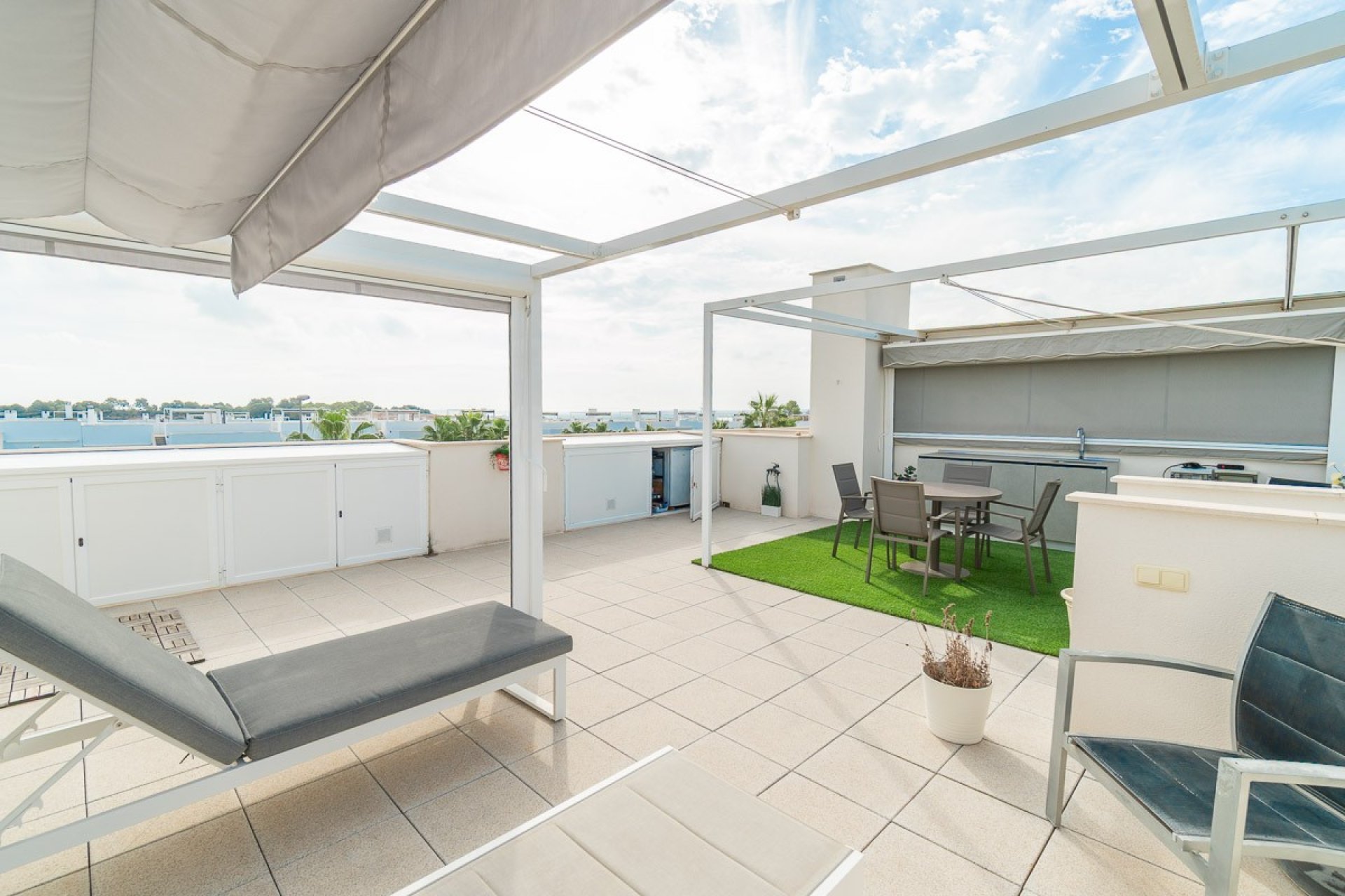 Resale - Bungalow -
Vistabella Golf Entre Naranjos - Inland