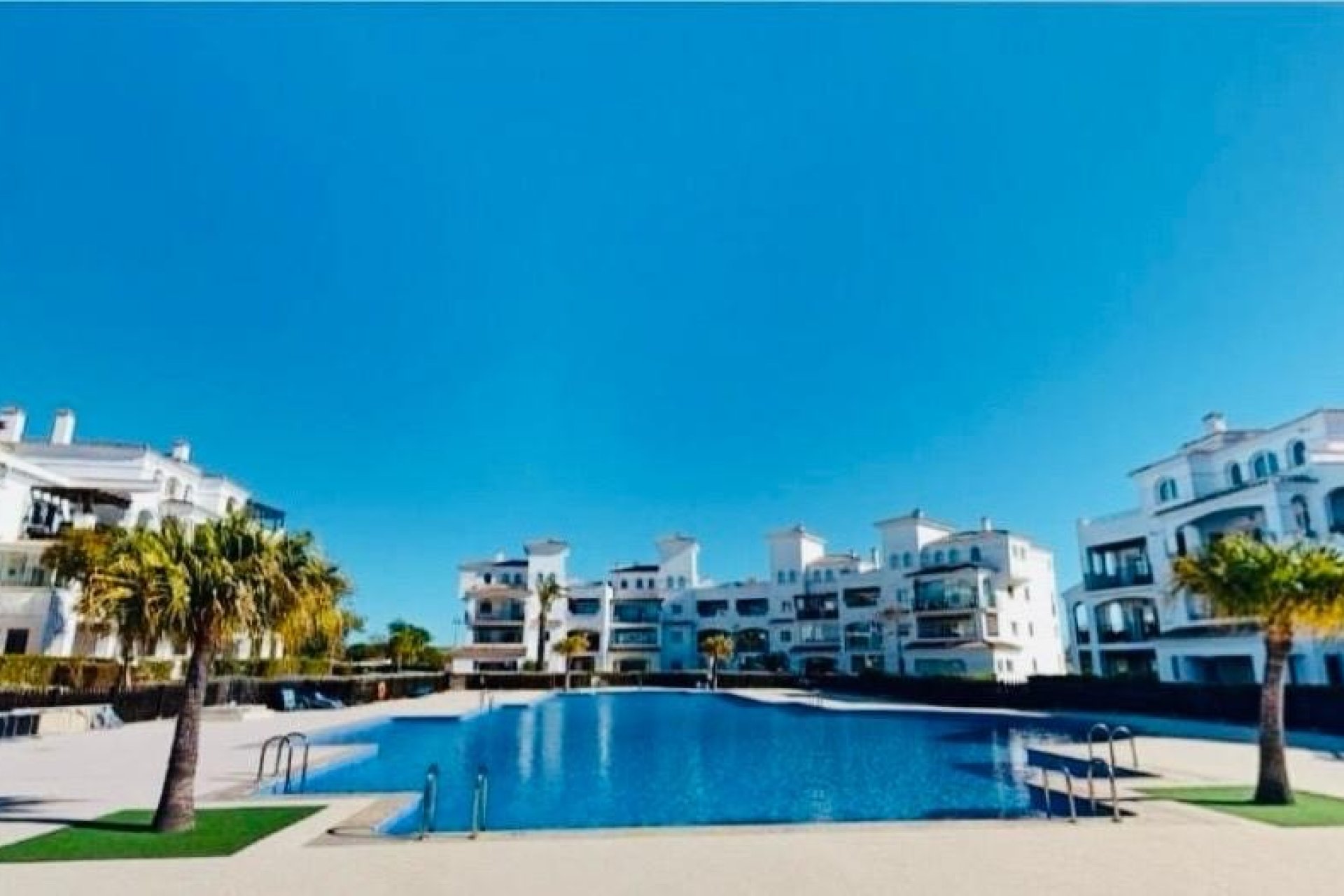 Resale - Duplex -
Hacienda Riquelme Golf Resort - Inland