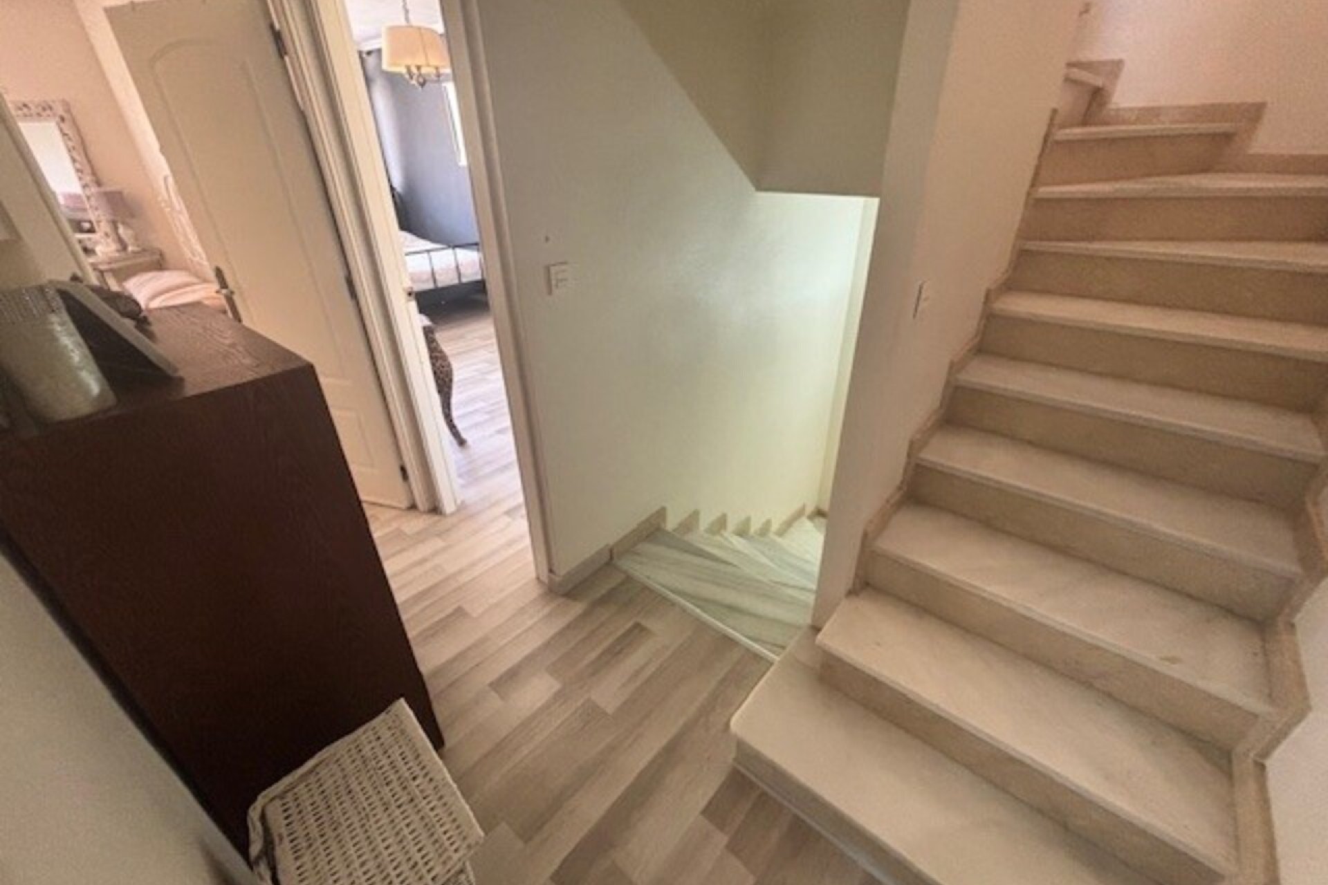 Resale - Duplex -
La Florida - Inland