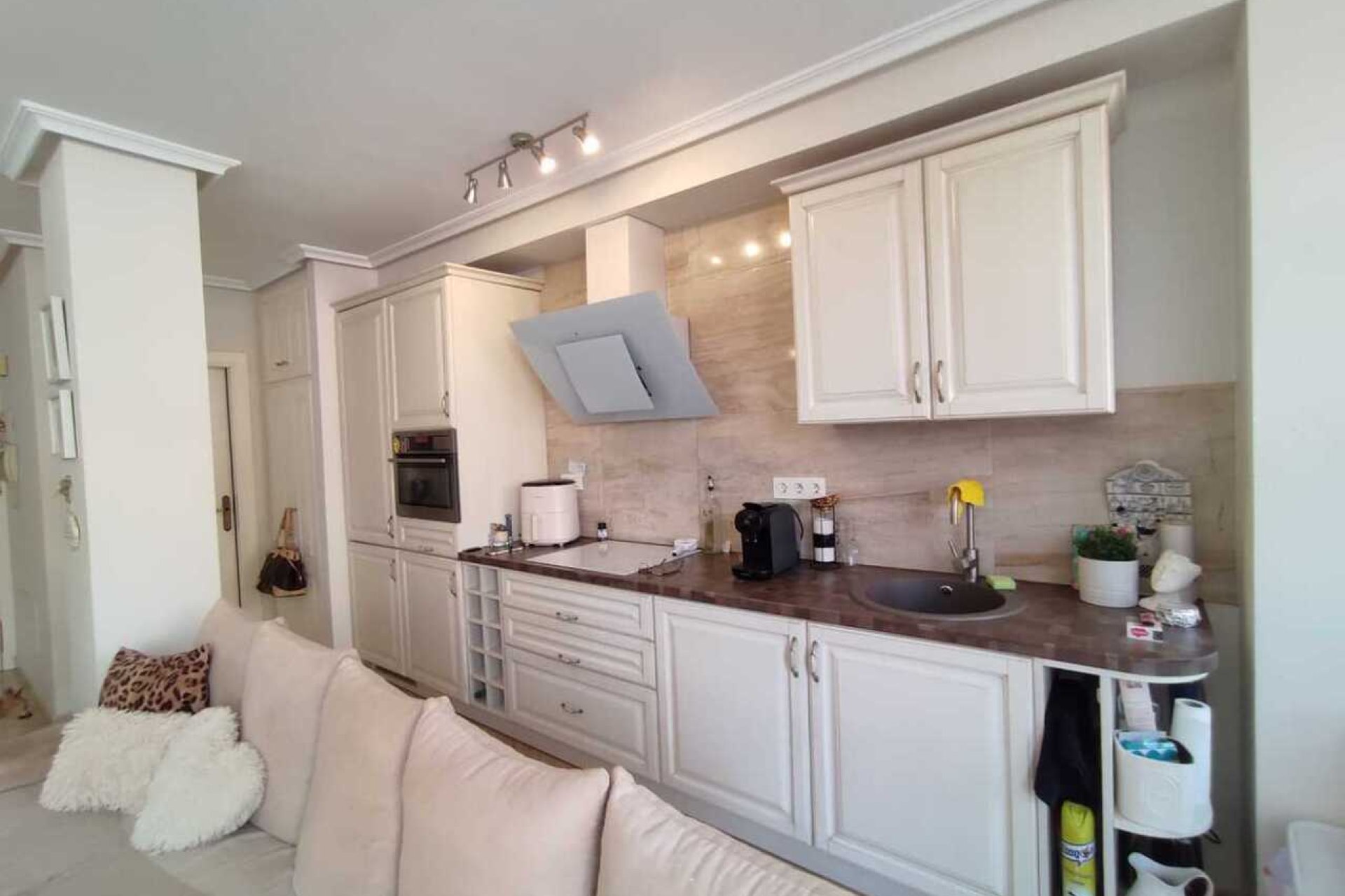 Resale - Duplex -
La Florida - Inland