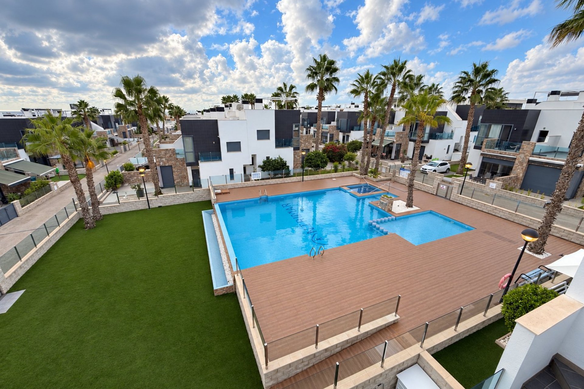 Resale - Duplex -
Orihuela Costa - Costa Blanca
