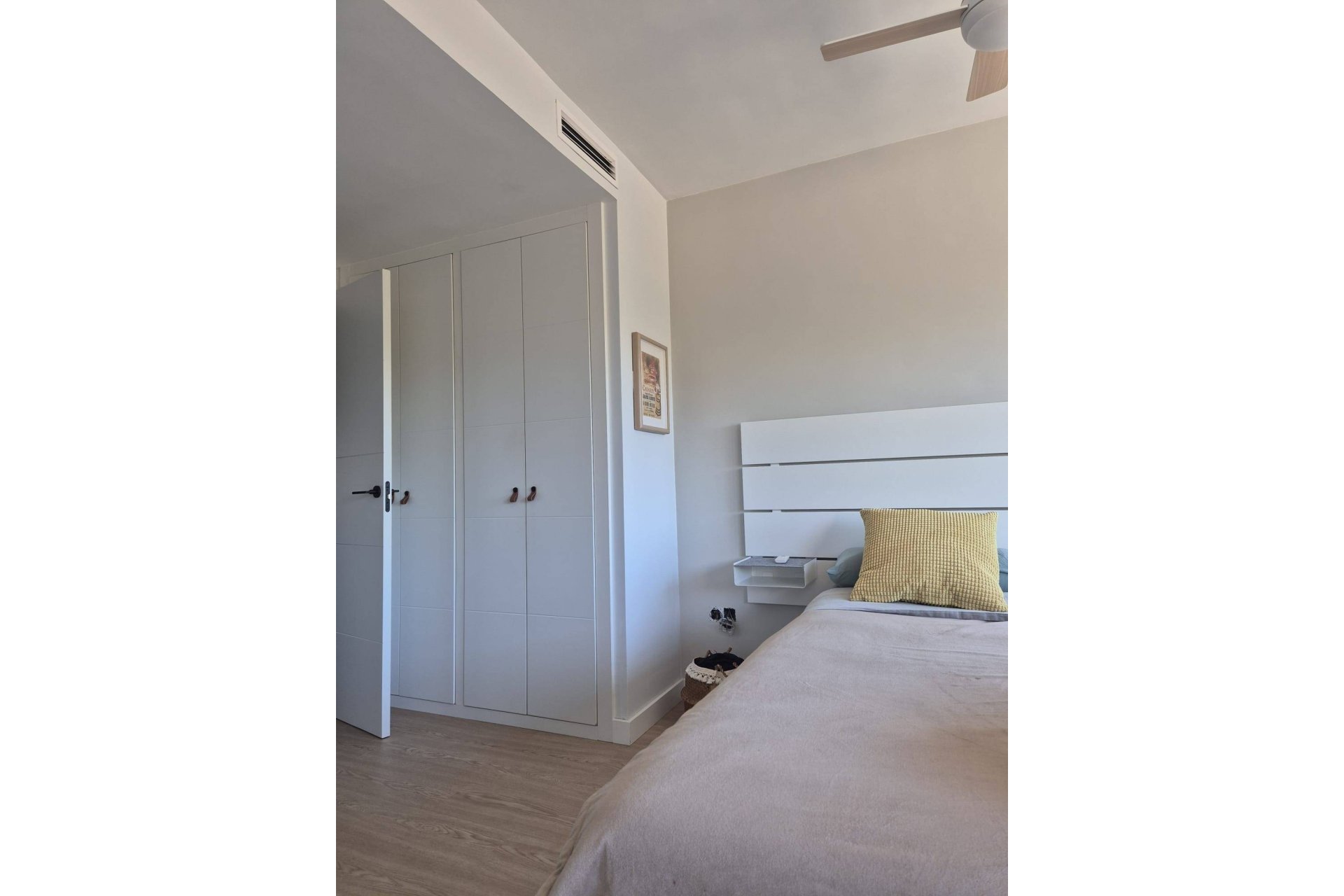 Resale - Duplex -
San Javier